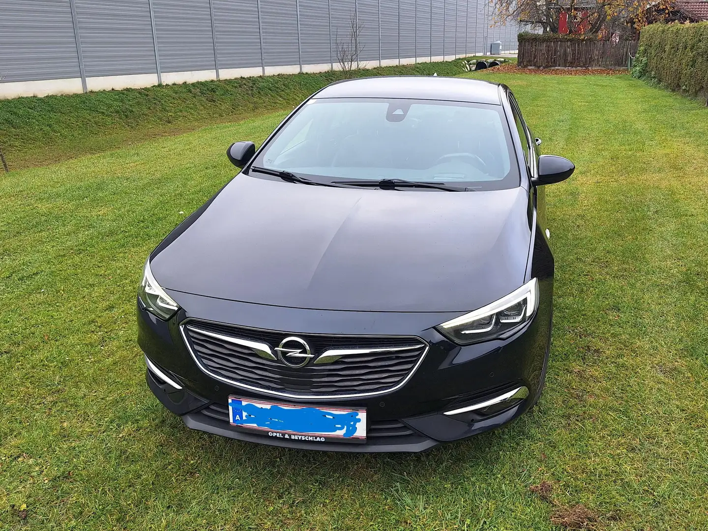 Opel Insignia Grand Sport Blau - 2