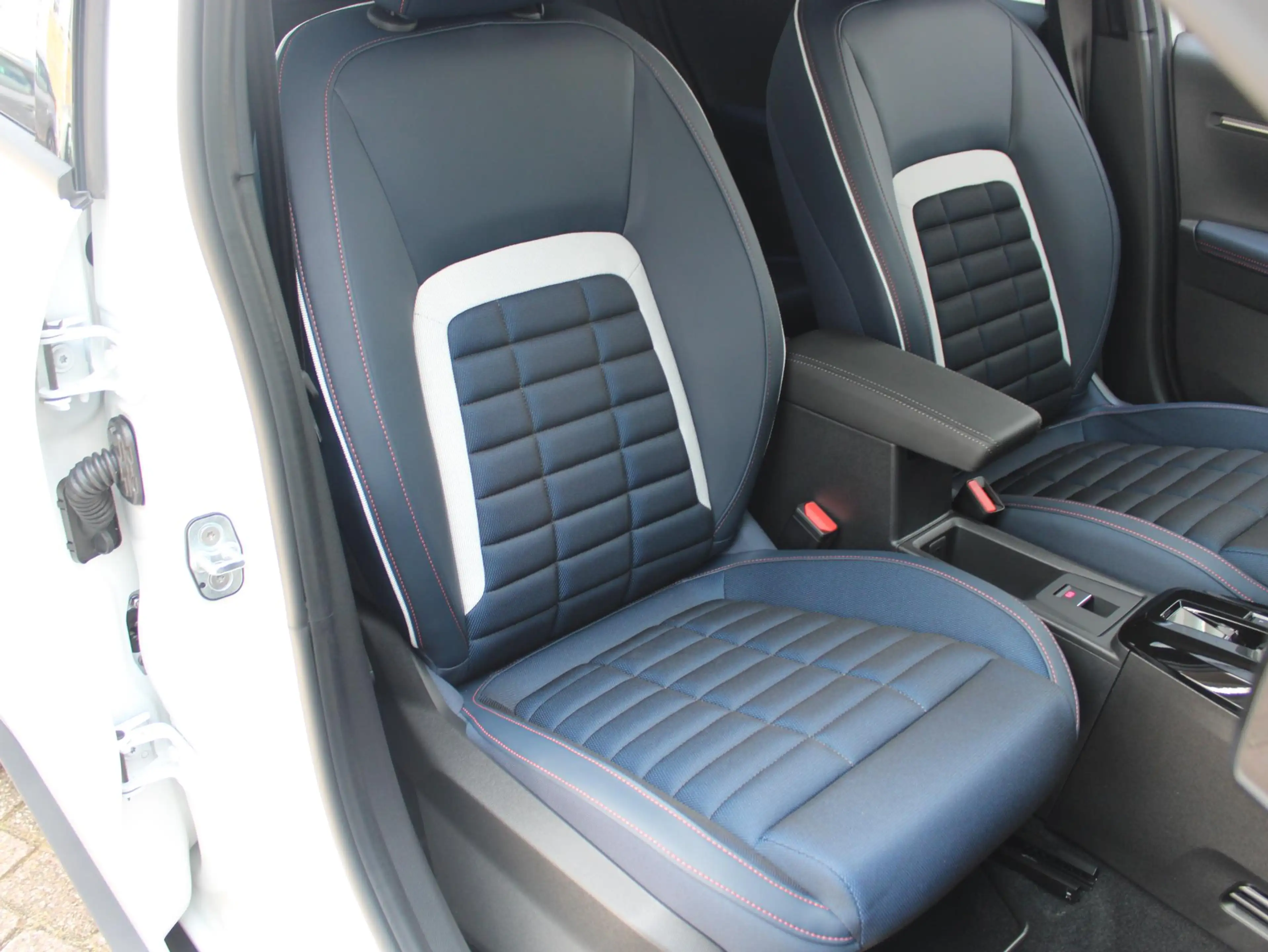 Citroen C3 Aircross Ë-C3 Collection 113pk Extended Range 54 kWh VOORRA — photo 10