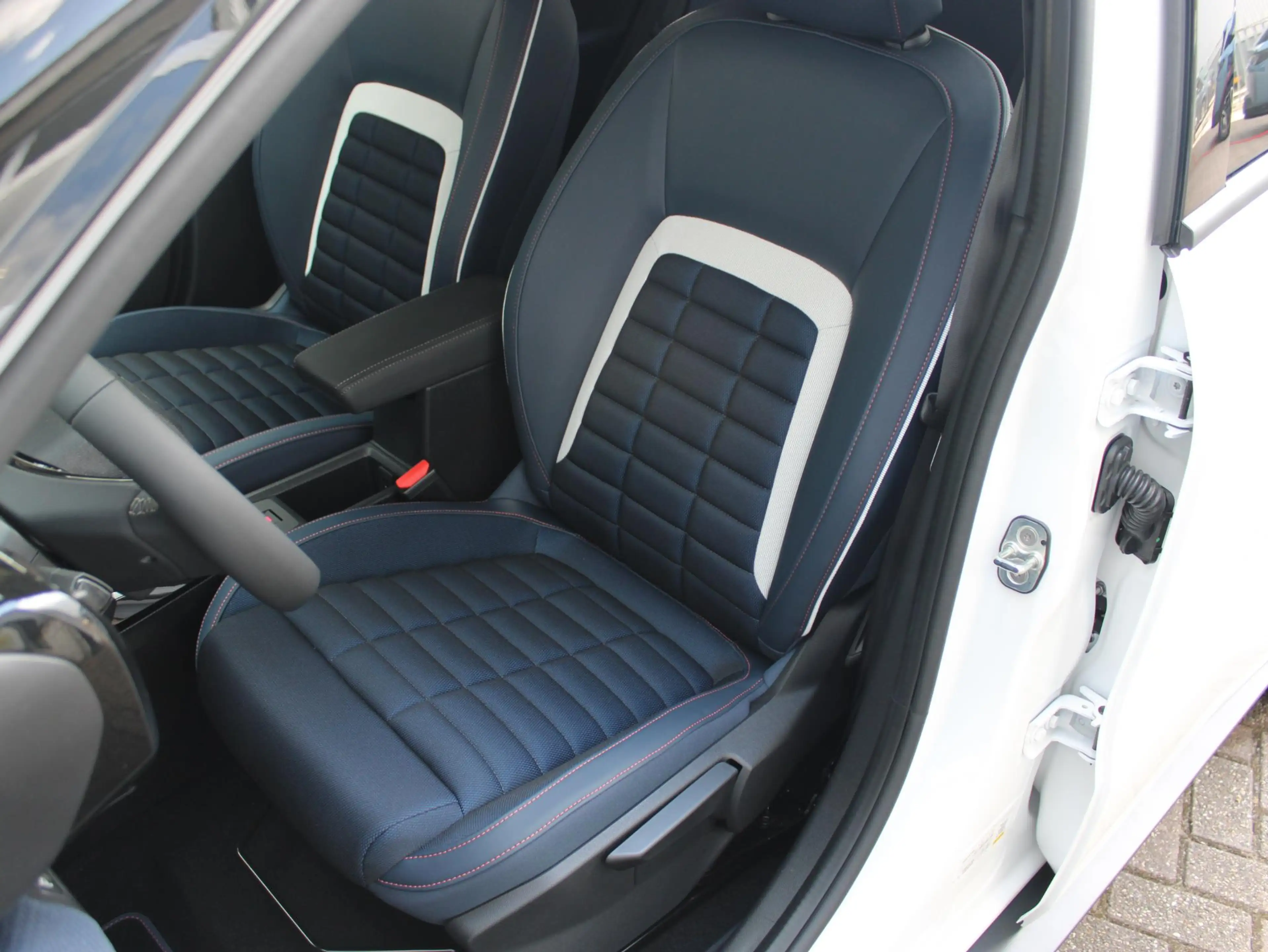 Citroen C3 Aircross Ë-C3 Collection 113pk Extended Range 54 kWh VOORRA — photo 6