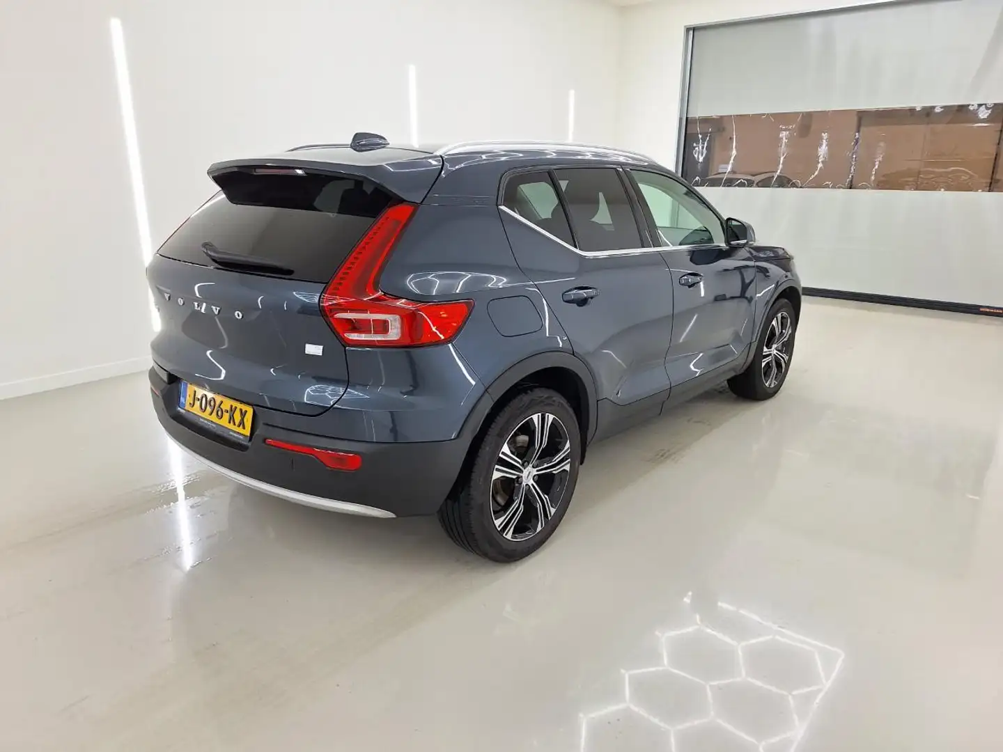 Volvo XC40 1.5 T5 Recharge Inscription | Adaptieve Cruise Con Blau - 2