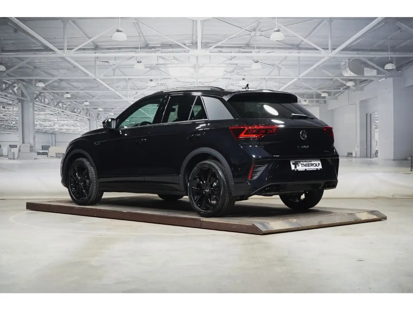 Volkswagen T-Roc R-Line 2.0 TSI 4M PANO BEATS KAMERA Schwarz - 2