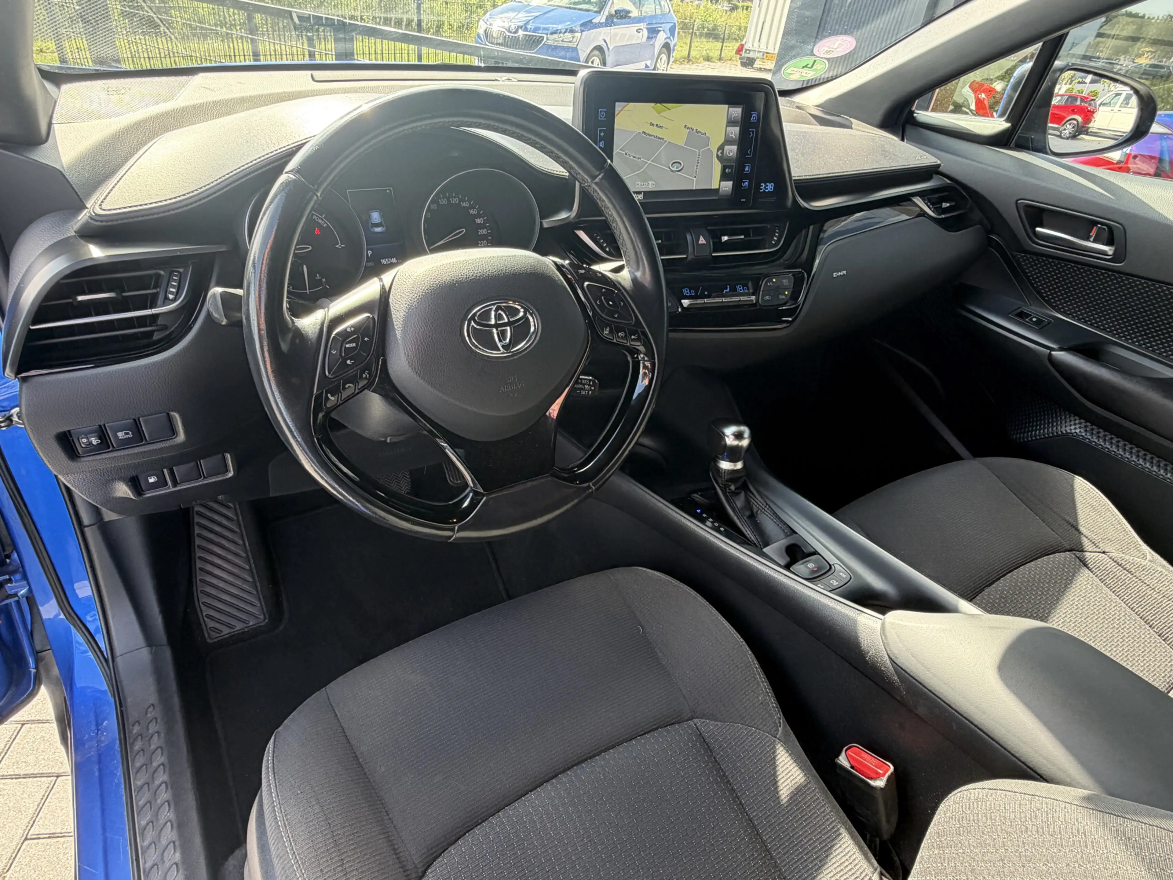 Toyota C-HR 1.8 Hybrid Active Clima | Cruise | Camera | Super — photo 13