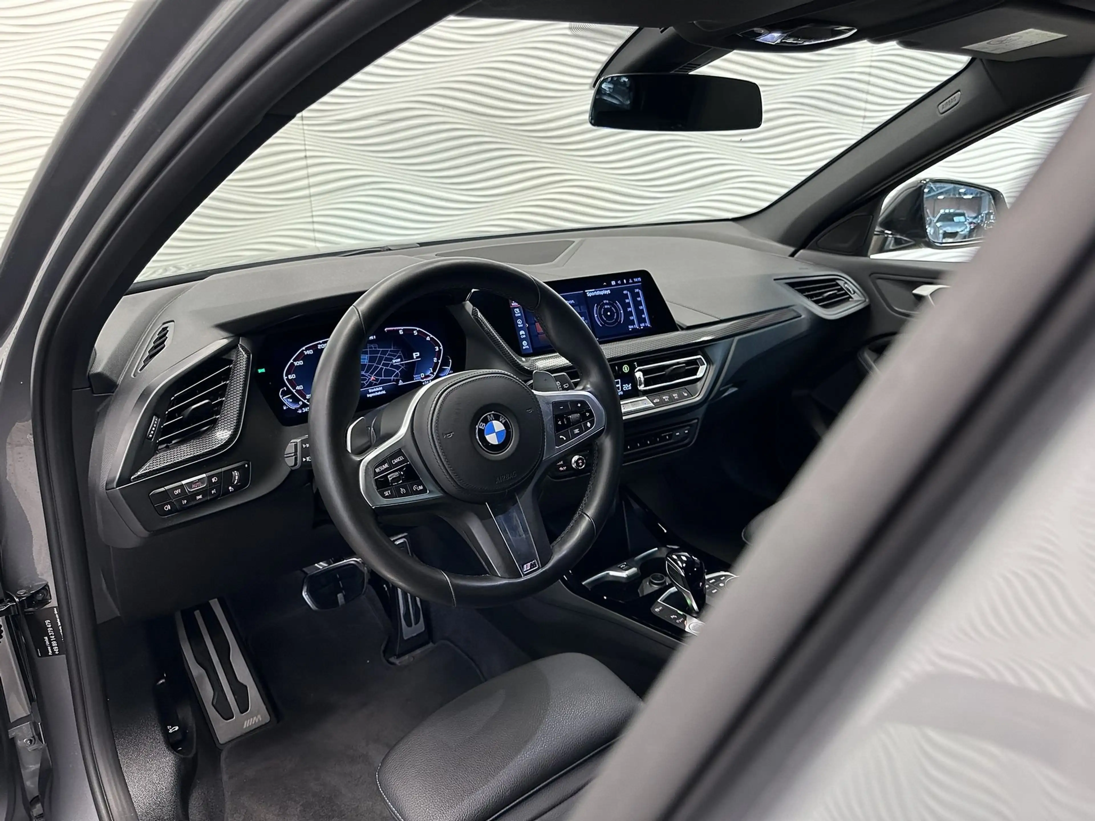 BMW 135 M135i*XDRIVE*CARPLAY*SHADOW*306 PK* — photo 8