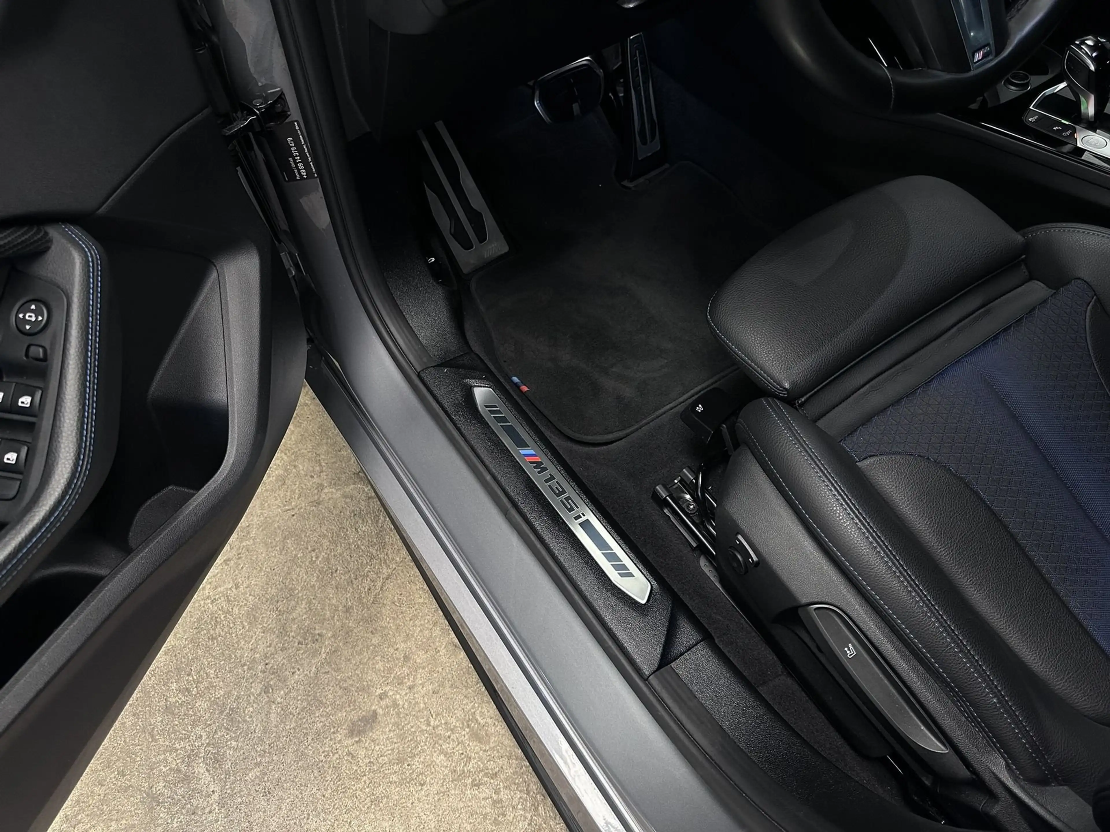BMW 135 M135i*XDRIVE*CARPLAY*SHADOW*306 PK* — photo 7
