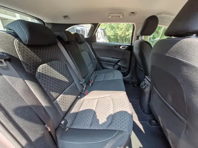 Kia Ceed view 13