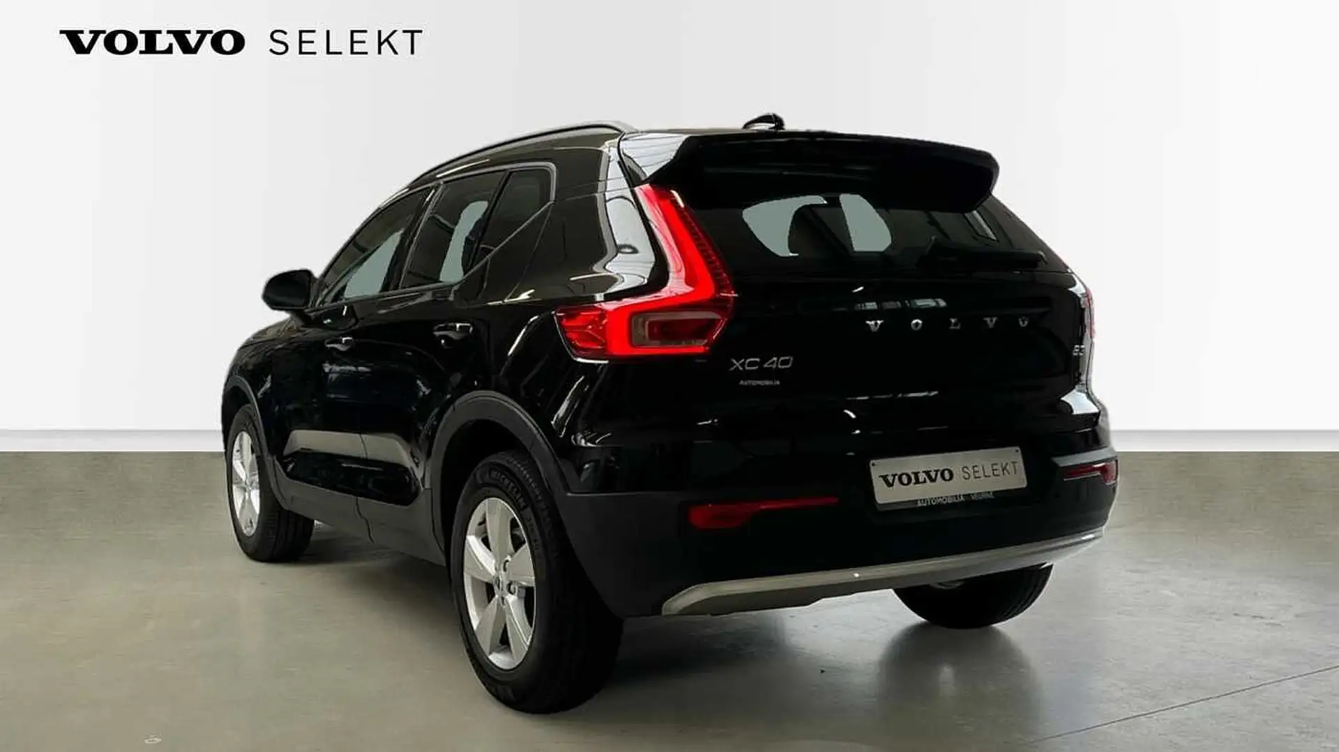 Volvo XC40 Essential B3 Mild hybride | Camera | Google Servic Schwarz - 2