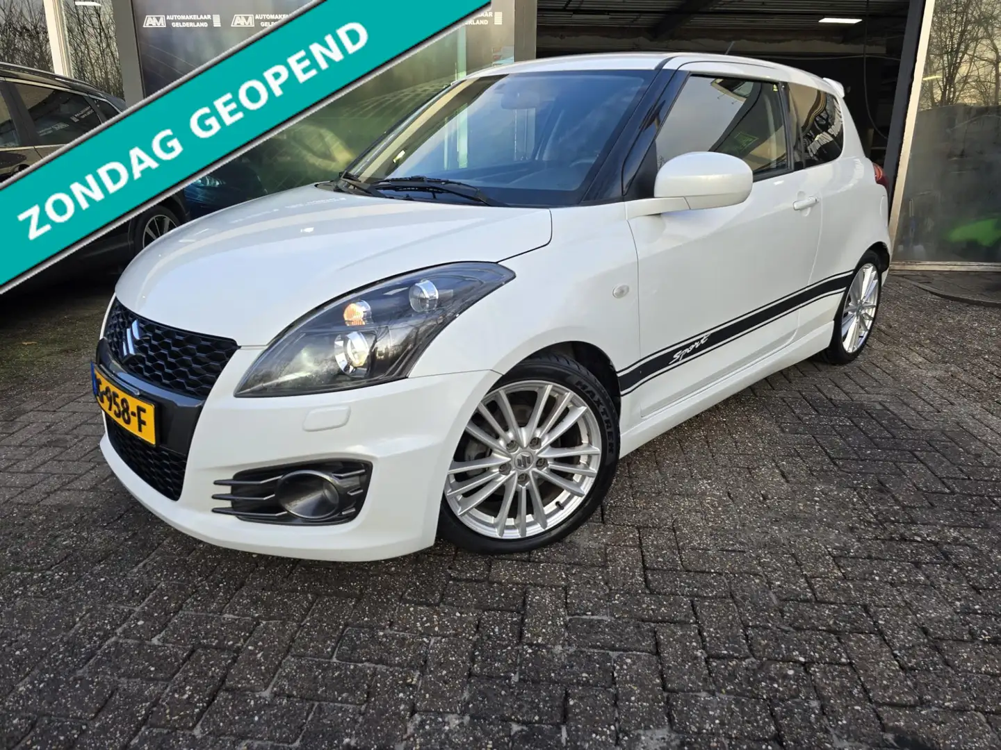 Suzuki Swift 1.6 Sport | 3E EIGENAAR | 12MND GARANTIE | AIRCO | Weiß - 1