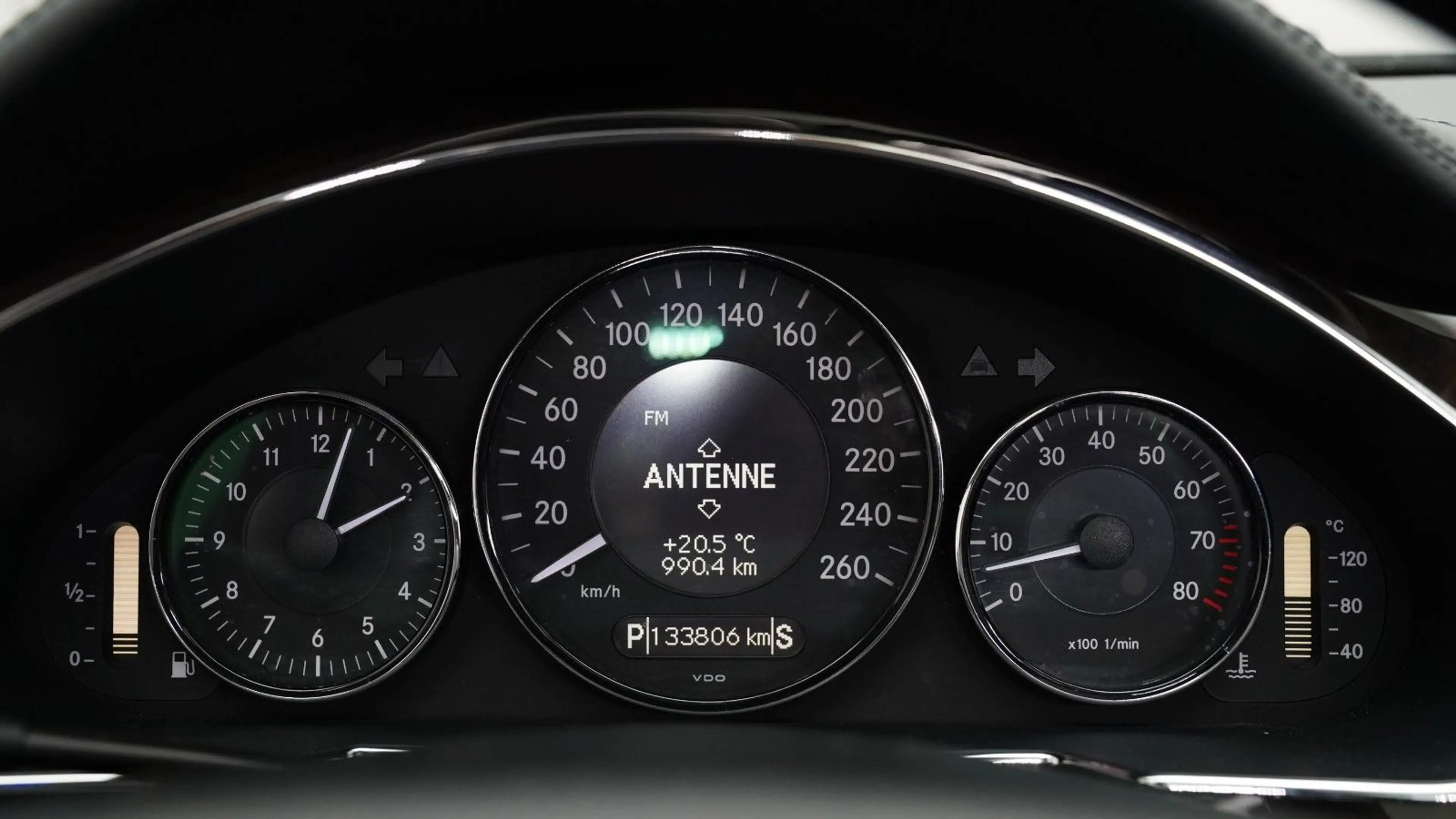 Mercedes-Benz CLS 350 CGI *HARMAN/KARDON*SITZBEL*TÜV*PDC* — photo 14