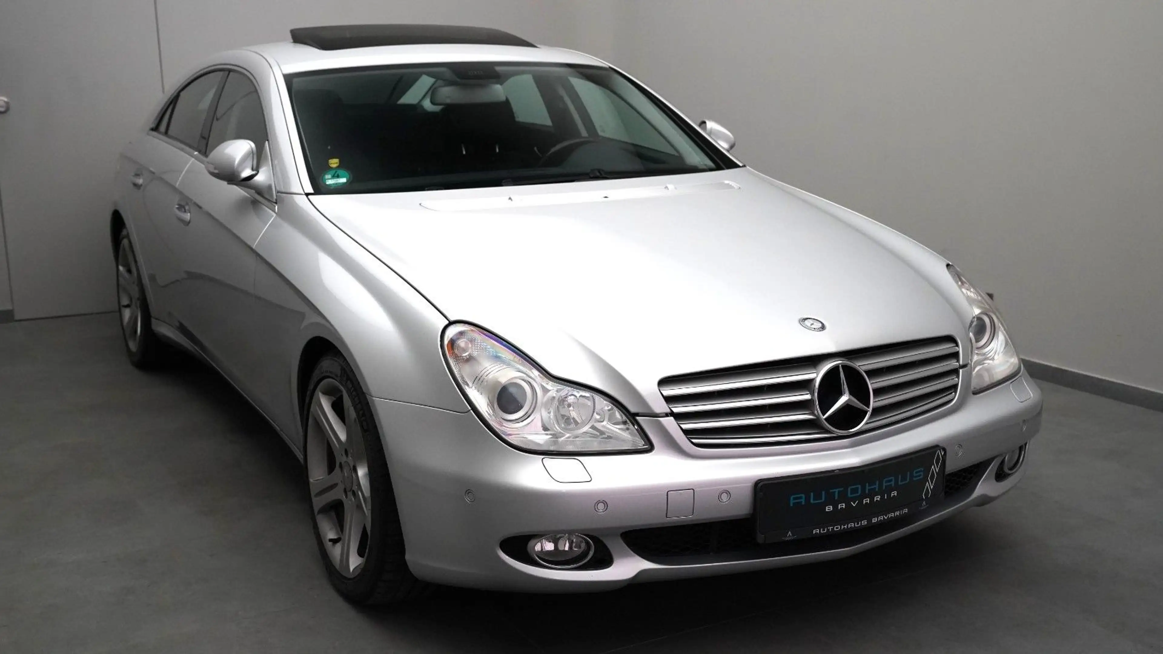 Mercedes-Benz CLS 350 CGI *HARMAN/KARDON*SITZBEL*TÜV*PDC* — photo 4