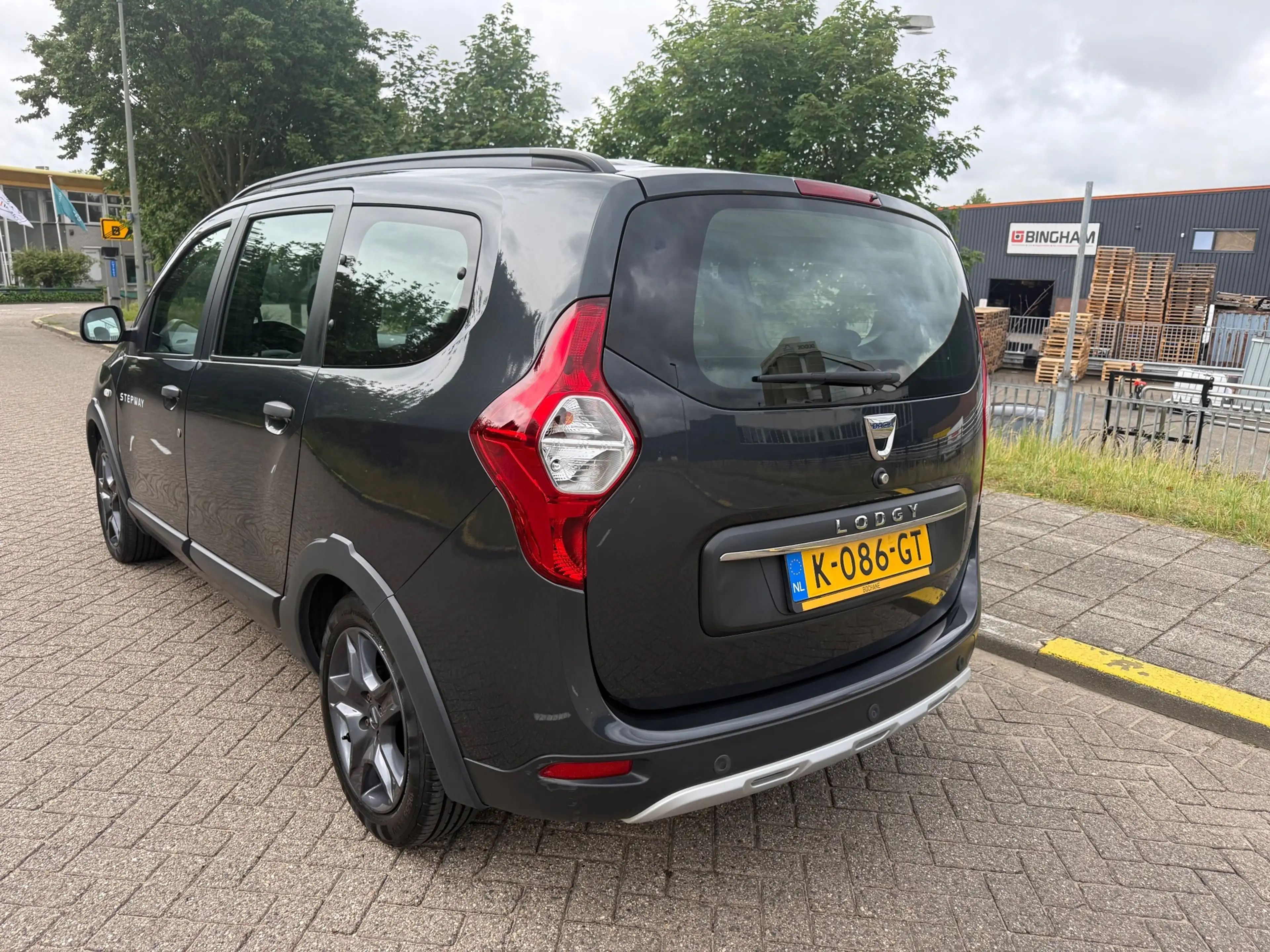 Dacia Lodgy 1.2 TCe Série Limitée Stepway 7p. — photo 12