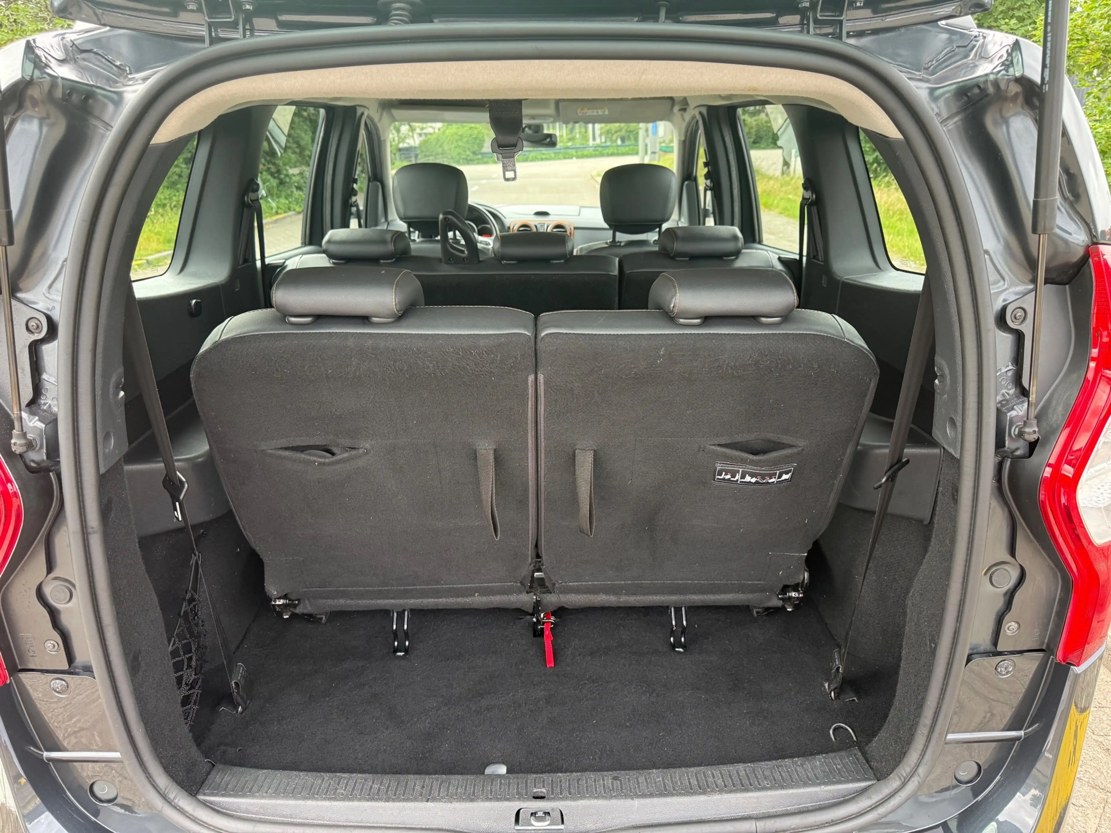 Dacia Lodgy 1.2 TCe Série Limitée Stepway 7p. — photo 7