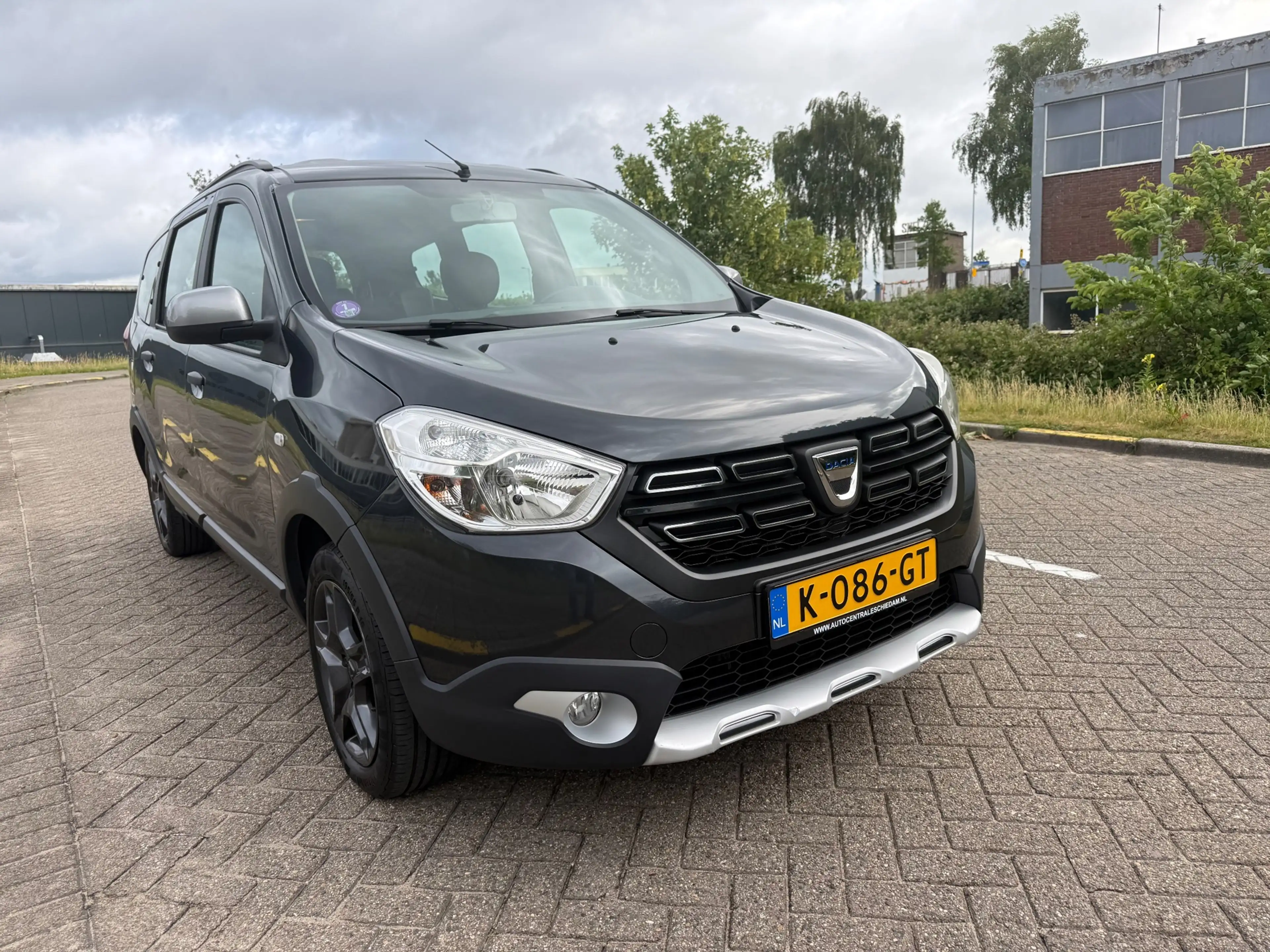 Dacia Lodgy 1.2 TCe Série Limitée Stepway 7p. — photo 6