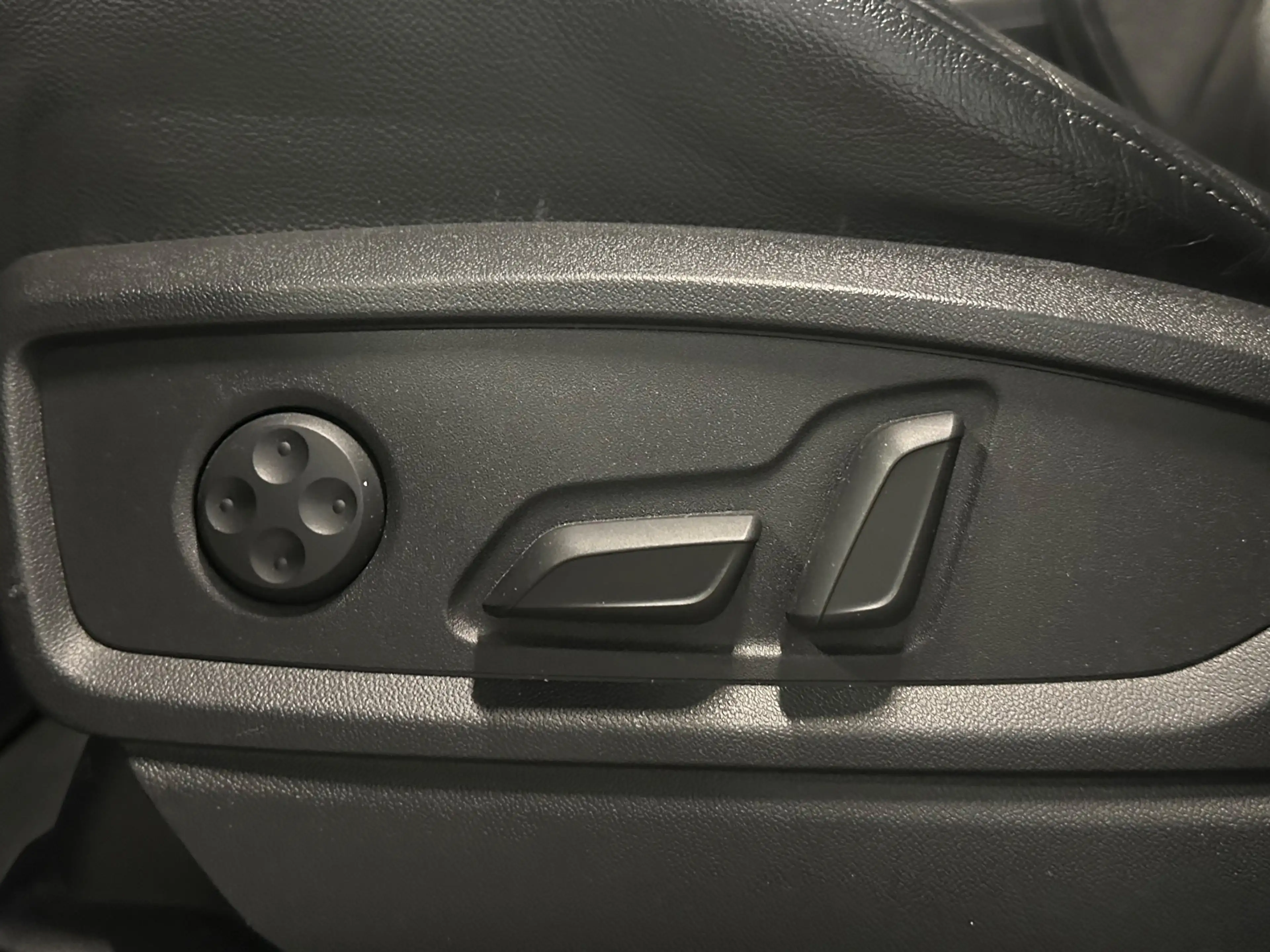 Audi Q5 3.0 TFSI SQ5 quattro Pro Line Plus | PANO | 360 CA — photo 29