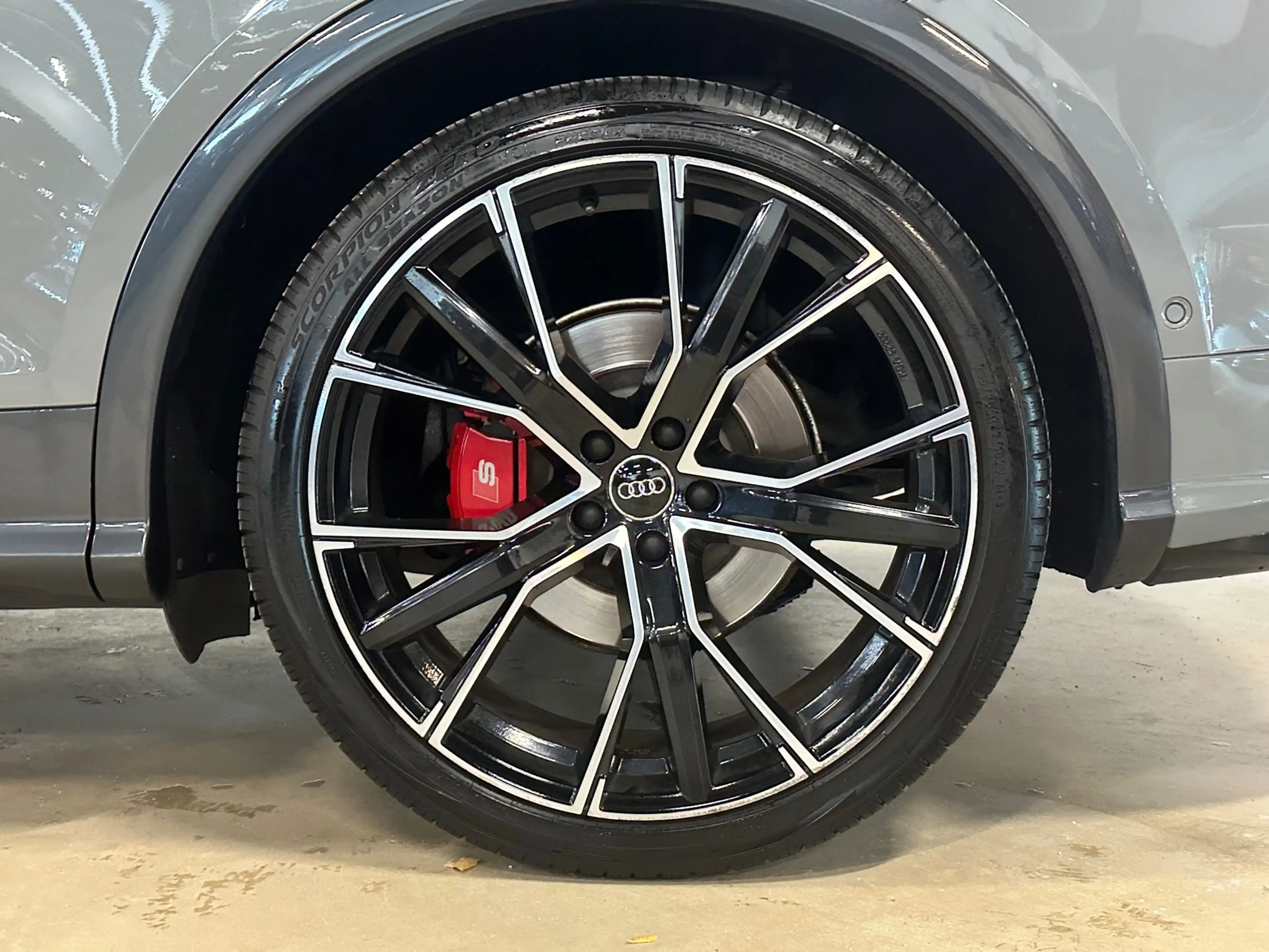 Audi Q5 3.0 TFSI SQ5 quattro Pro Line Plus | PANO | 360 CA — photo 31