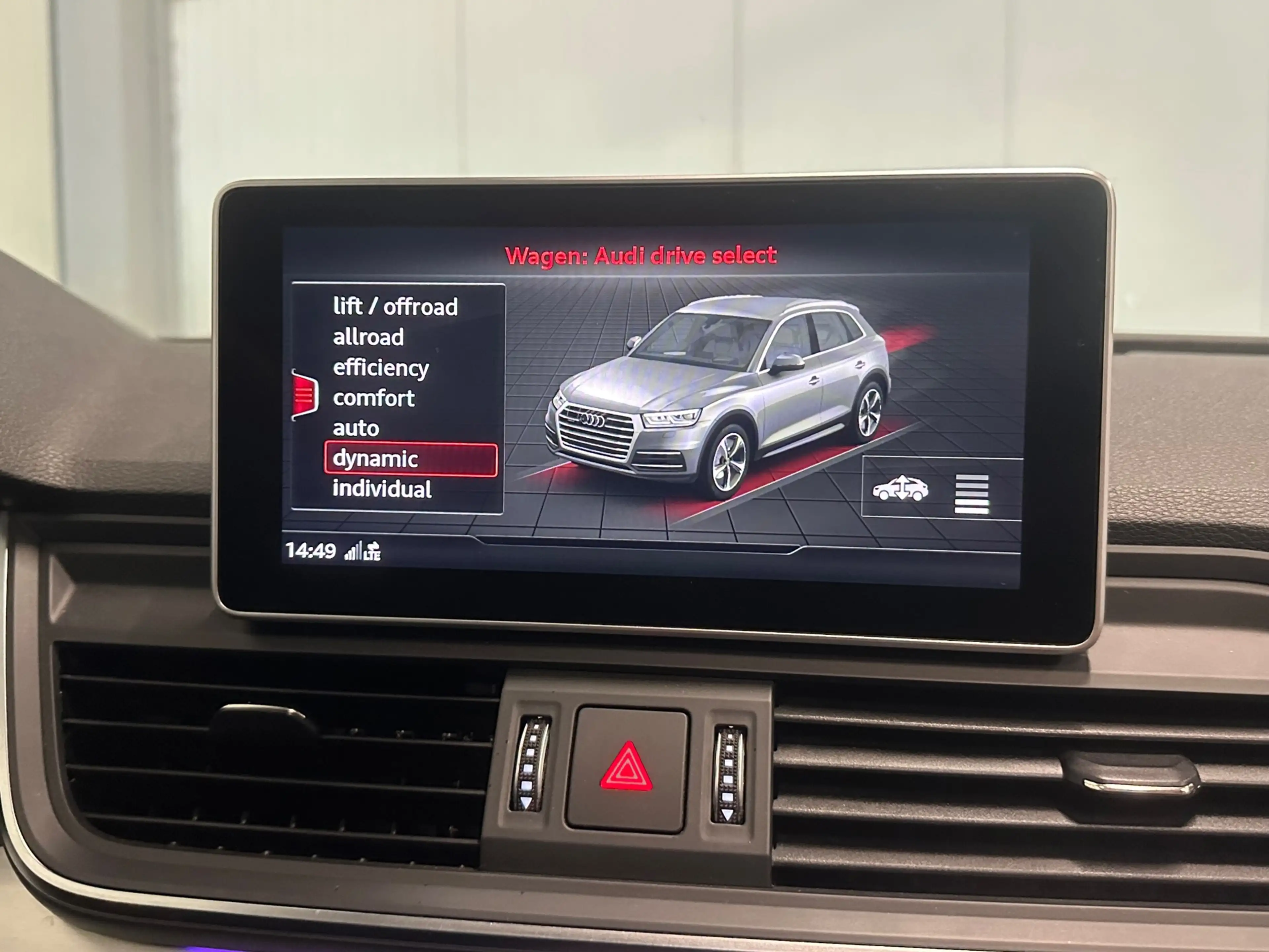 Audi Q5 3.0 TFSI SQ5 quattro Pro Line Plus | PANO | 360 CA — photo 21