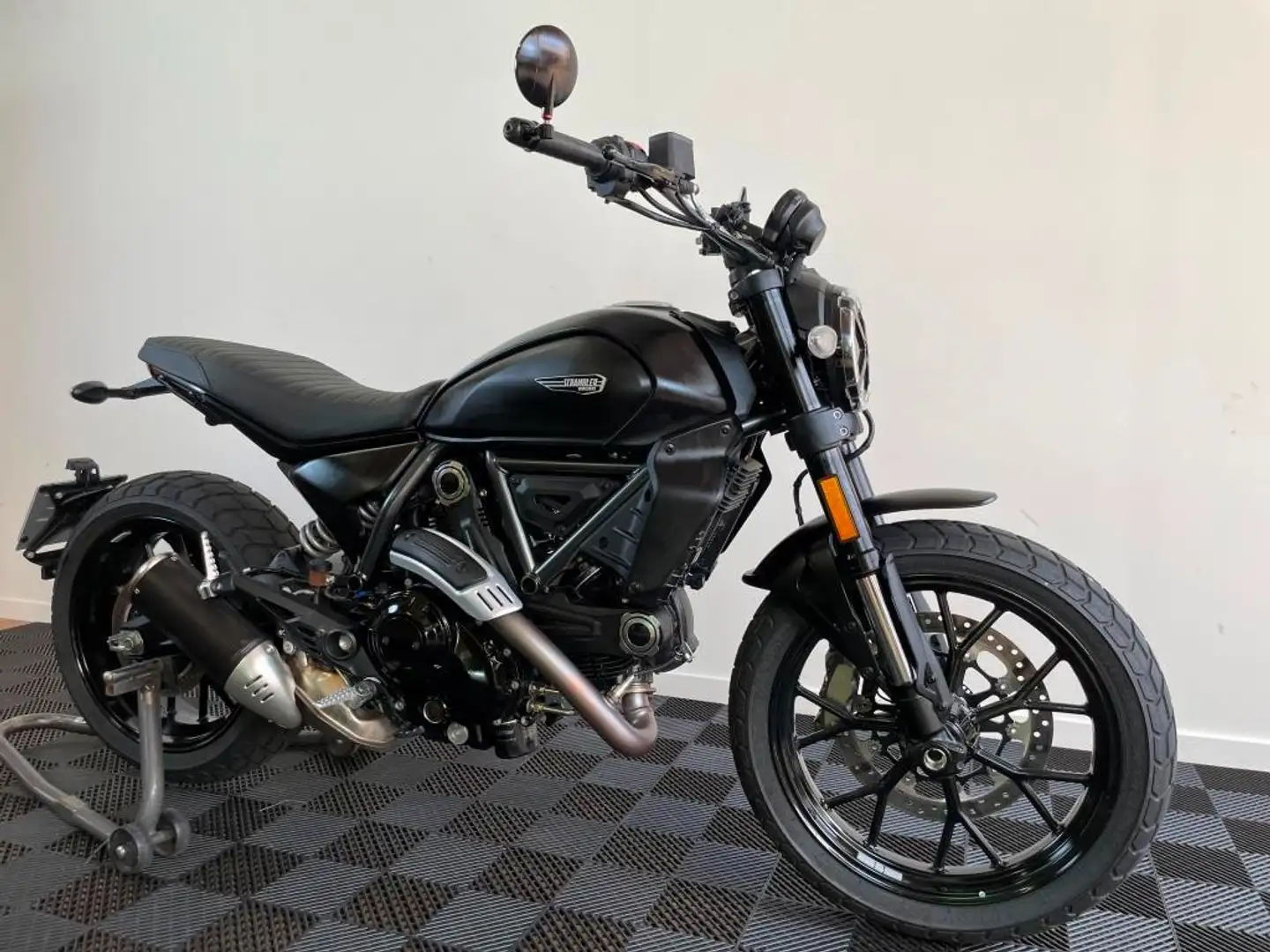 Ducati Scrambler Icon Dark + Tva Récupérable Zwart - 2