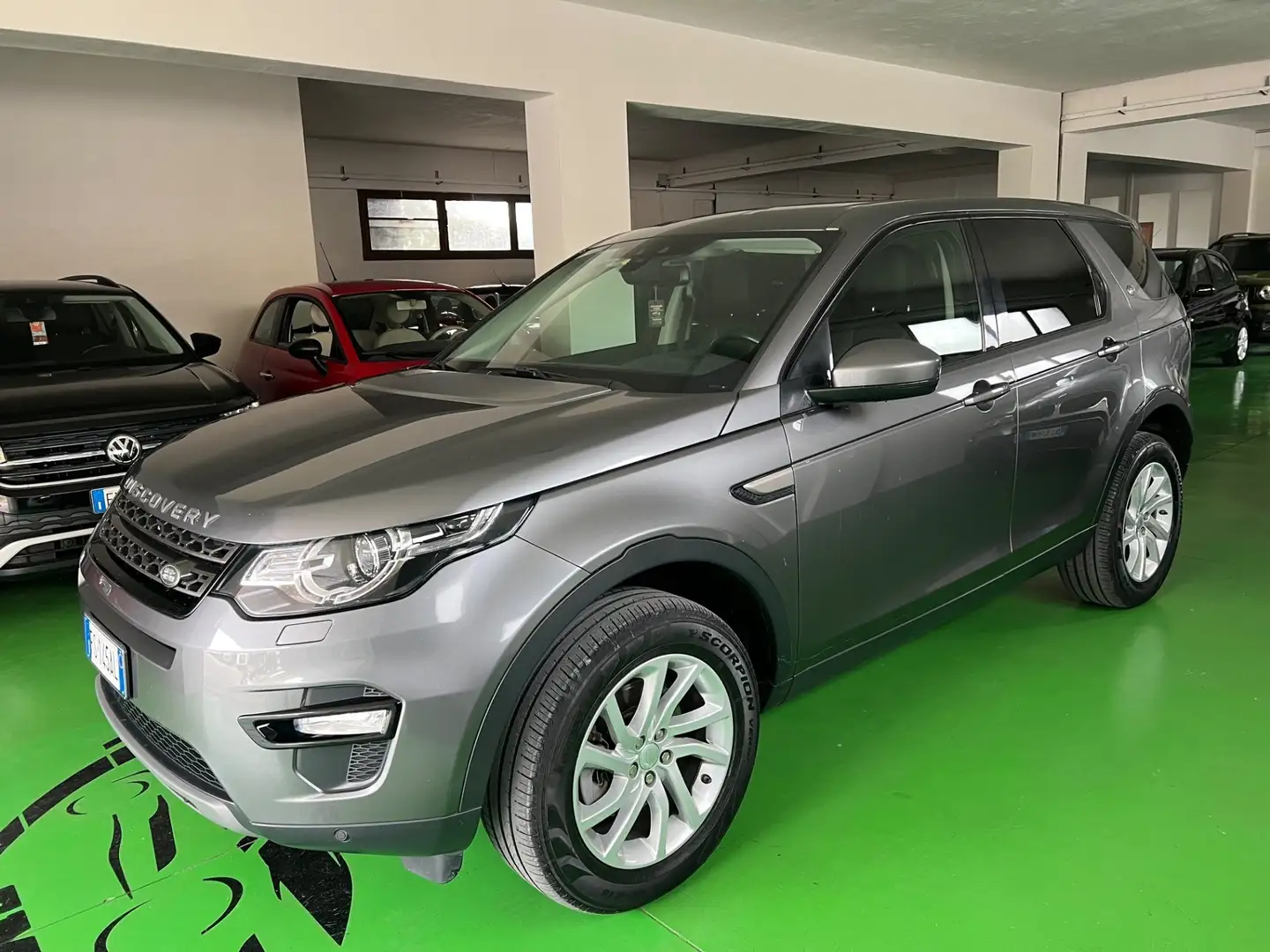 Land Rover Discovery Sport Land Rover Discovery Sport 2.0 TD4 150 CV Auto Business Ed. Premium SE Gris - 2