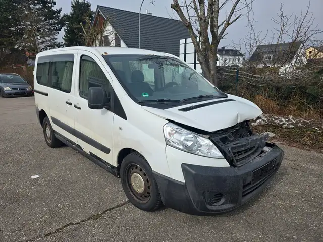Peugeot Expert 6Sitze