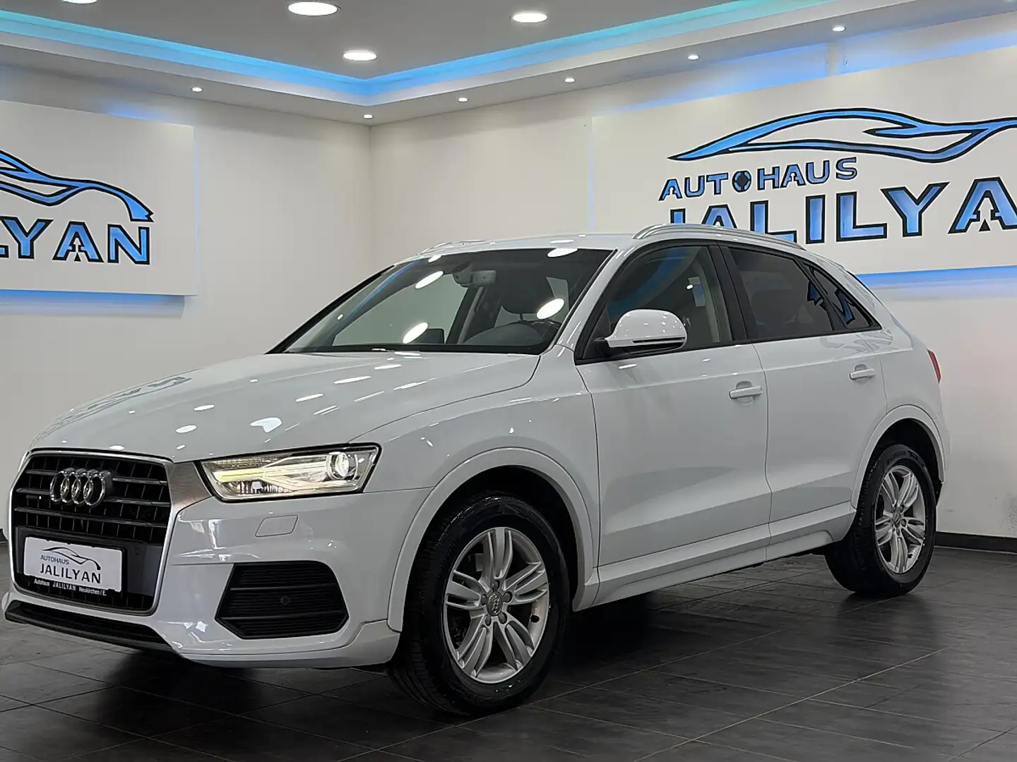 Audi Q3 2,0 TDI Sport quattro AHK, LED+XENON, NAVI,TEMP... Weiß - 2
