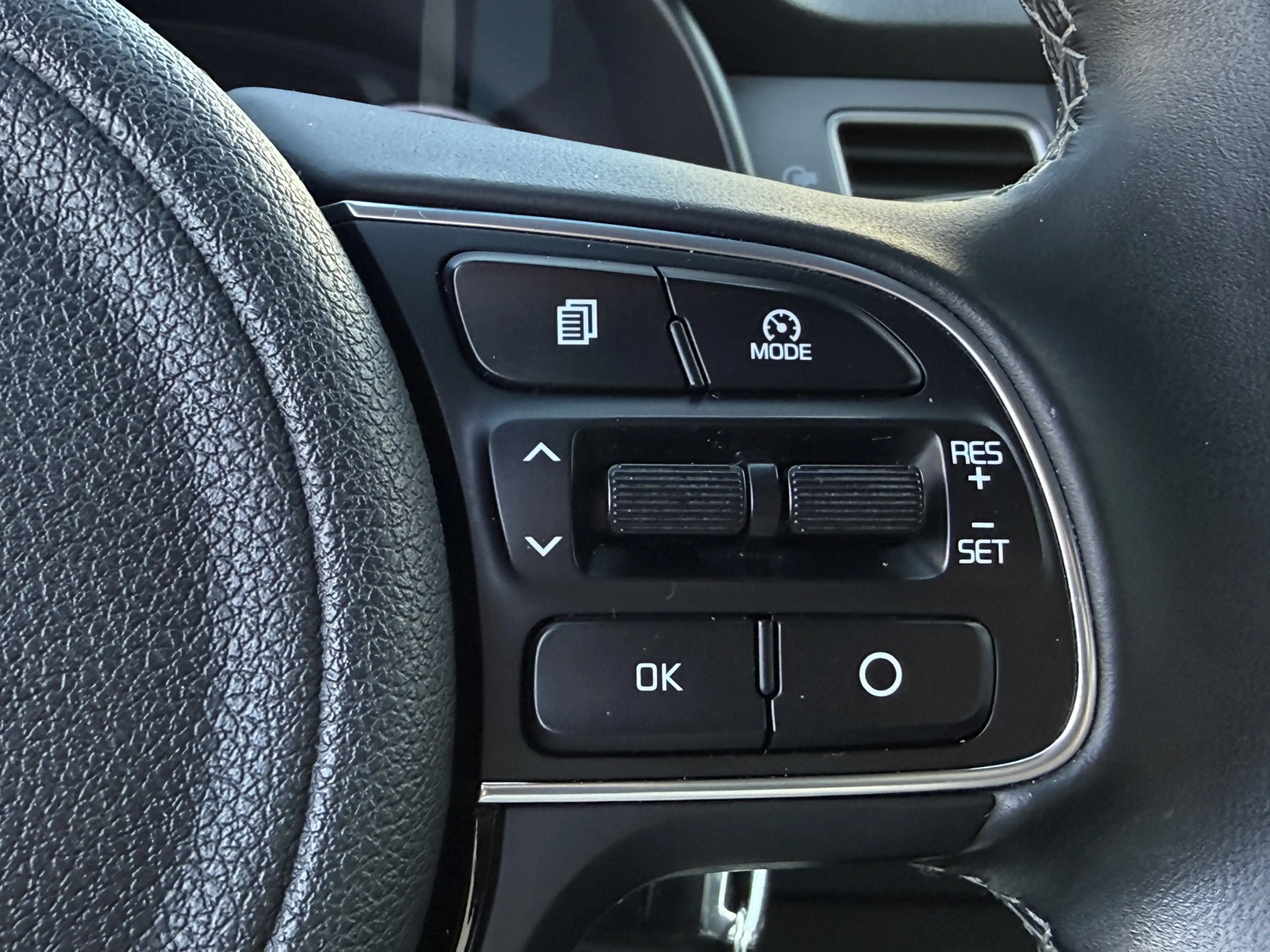 Kia Niro 1.6 GDi Hybrid DynamicLine Carplay/Navi/Climate. — photo 17