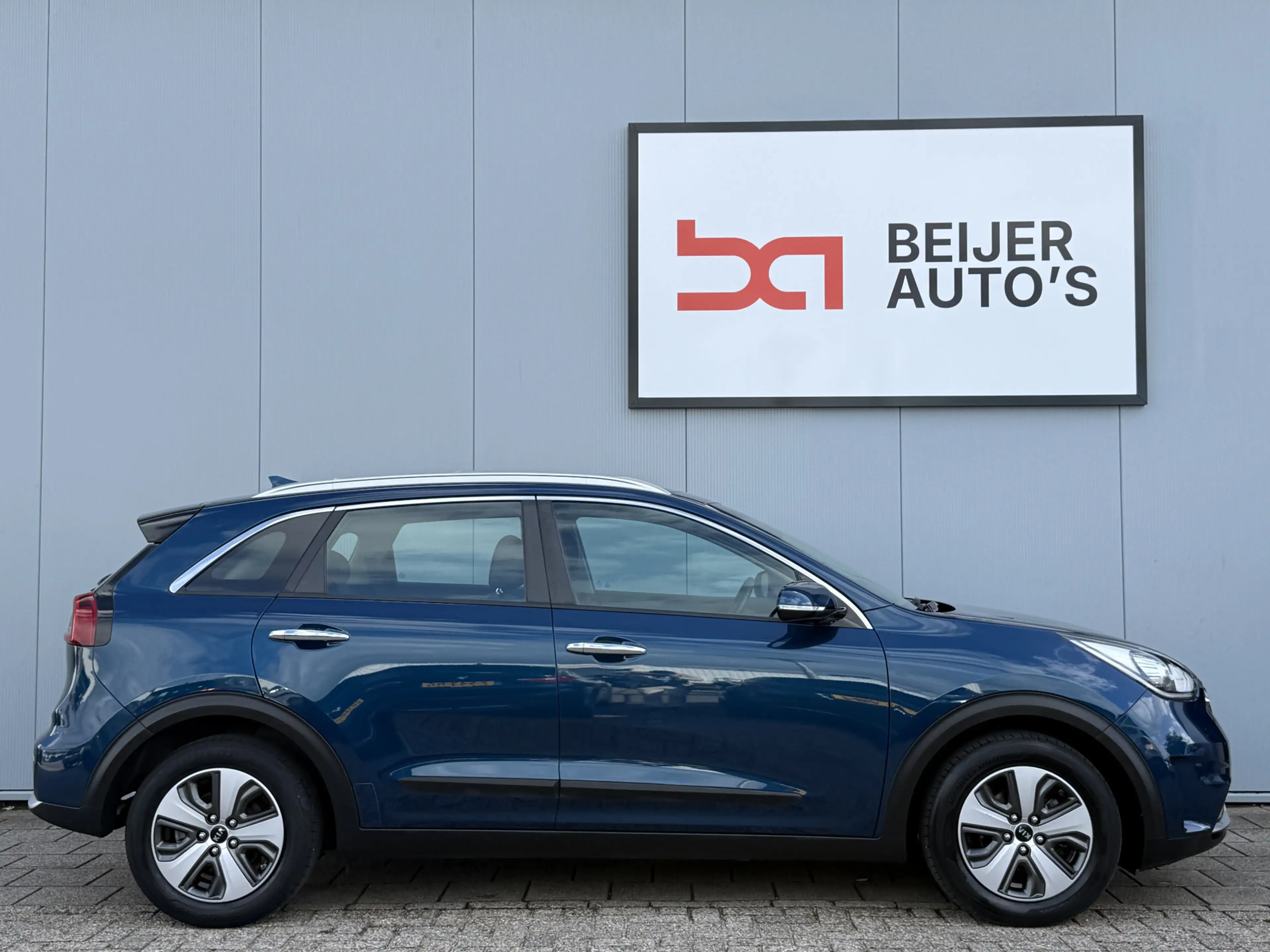 Kia Niro 1.6 GDi Hybrid DynamicLine Carplay/Navi/Climate. — photo 5