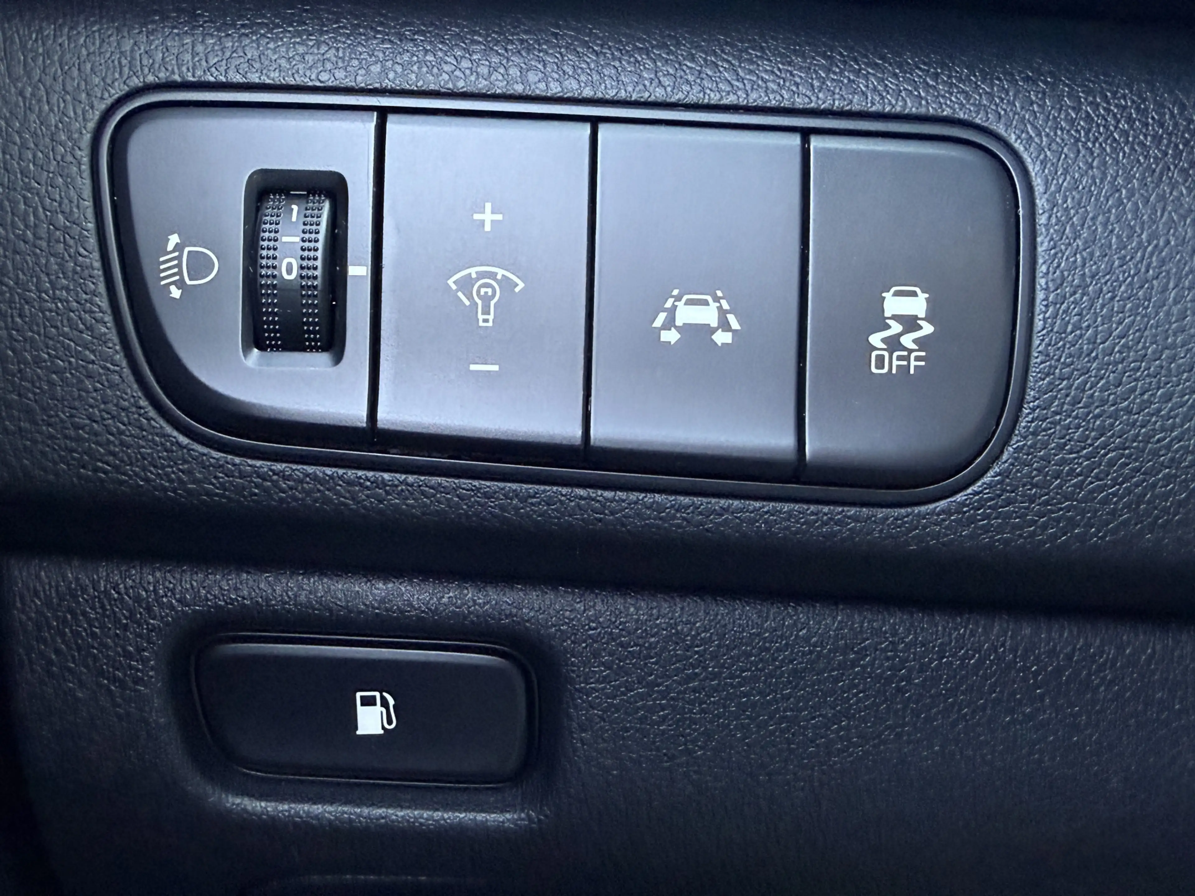 Kia Niro 1.6 GDi Hybrid DynamicLine Carplay/Navi/Climate. — photo 26