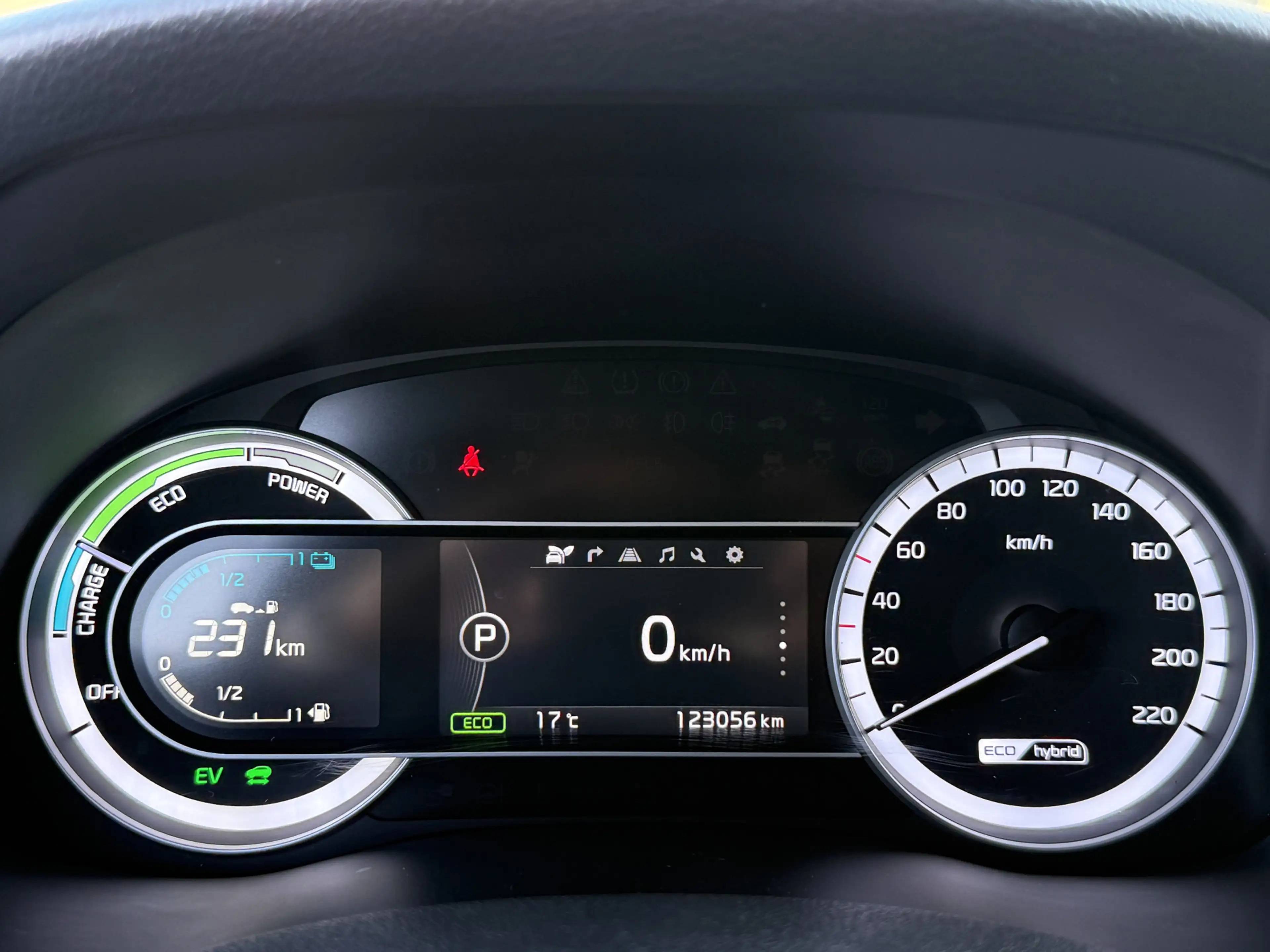 Kia Niro 1.6 GDi Hybrid DynamicLine Carplay/Navi/Climate. — photo 19