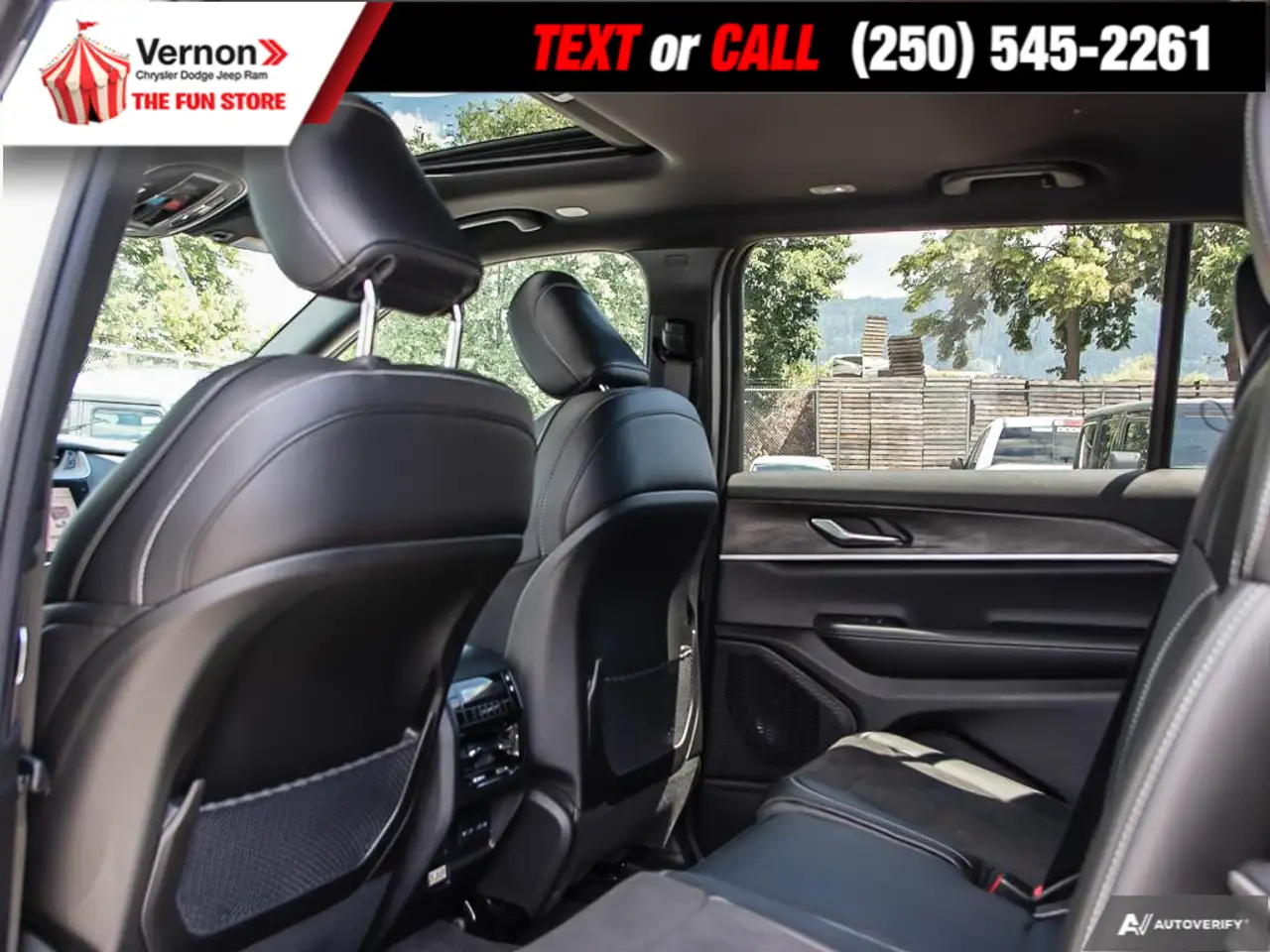 Jeep Grand Cherokee photo Jeep Grand Cherokee