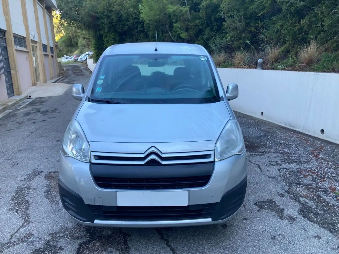 Citroen Berlingo FEEL Silber - 2