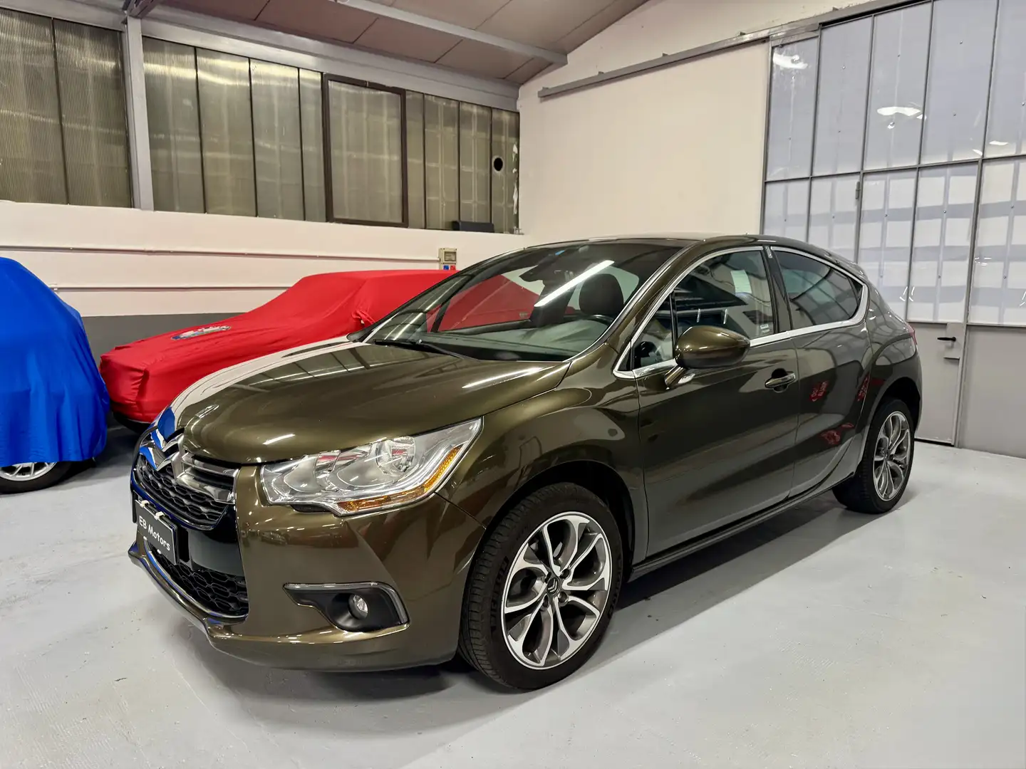 DS Automobiles DS 4 1.6 e-hdi So Chic 115cv Bronze - 2