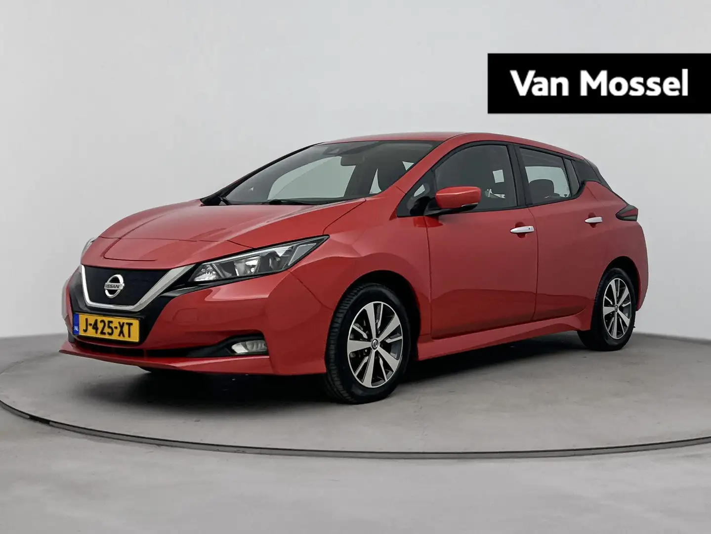 Nissan Leaf Acenta 40 kWh 150PK | Navigatie | Achteruitrijcame Rouge - 1