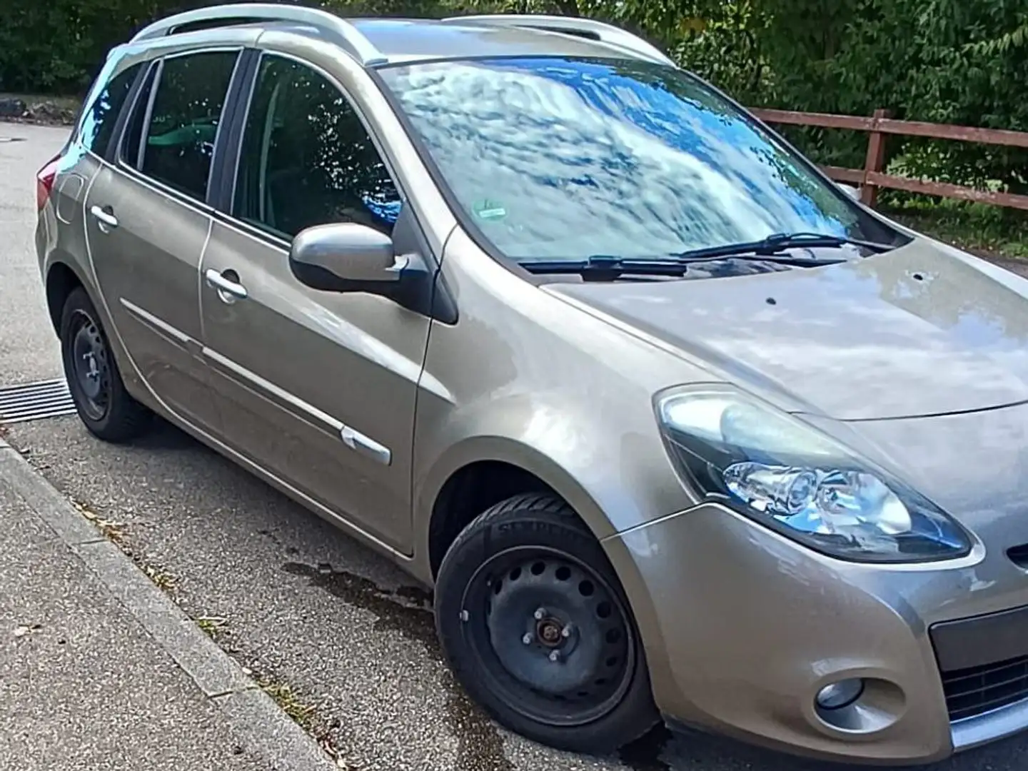 Renault Clio Clio Grandtour TCe 100 - Zahnriemenwechsel 2024 Beige - 1