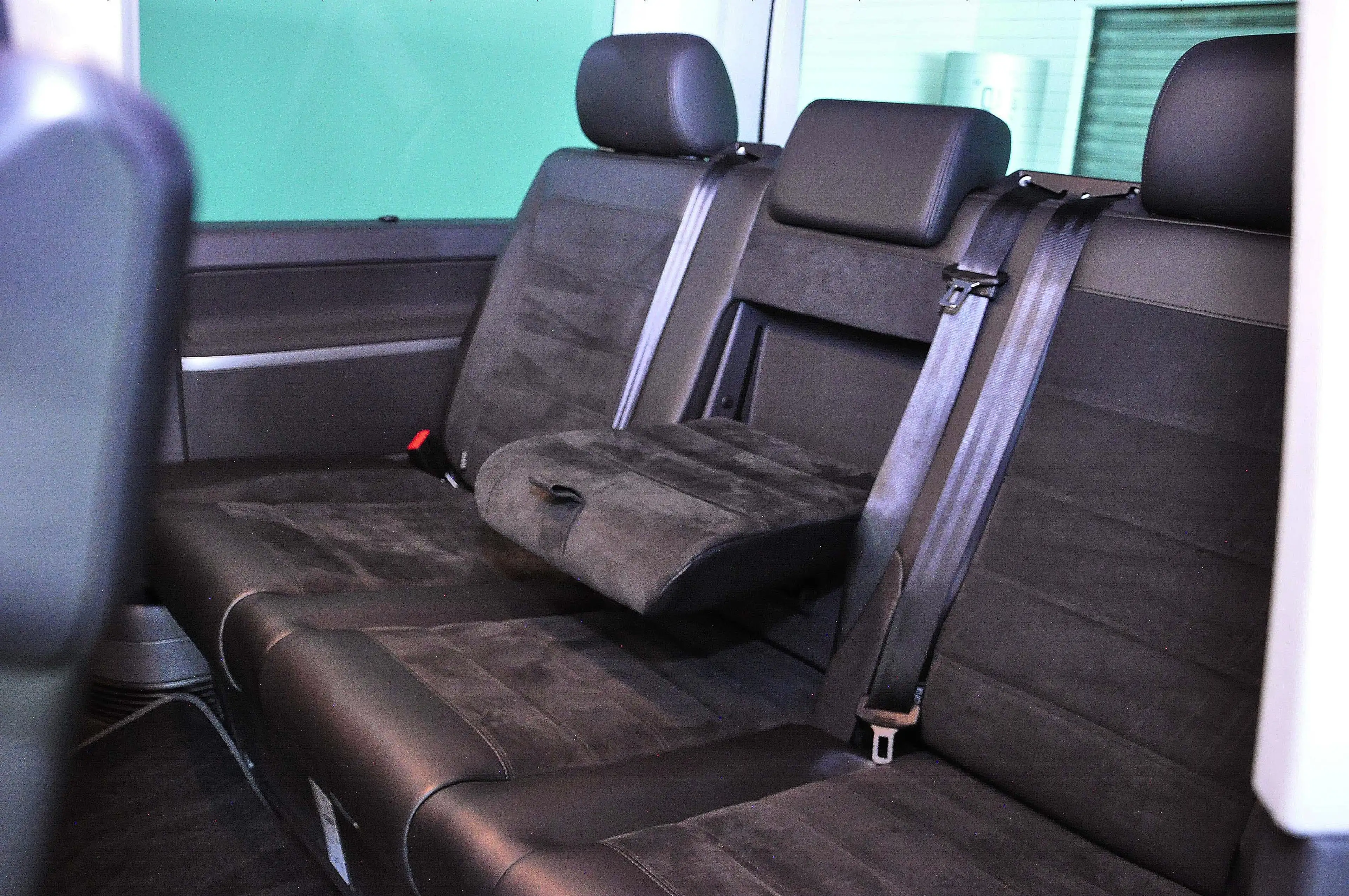 Volkswagen T6.1 Multivan ! Generation Six ! 4Motion (Allrad) ! 1. Hand ! — photo 13