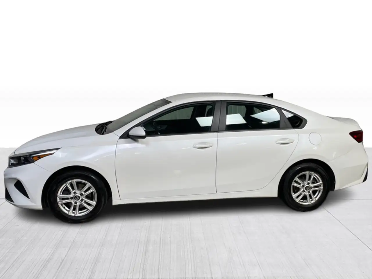 Kia Forte снимка Kia Forte