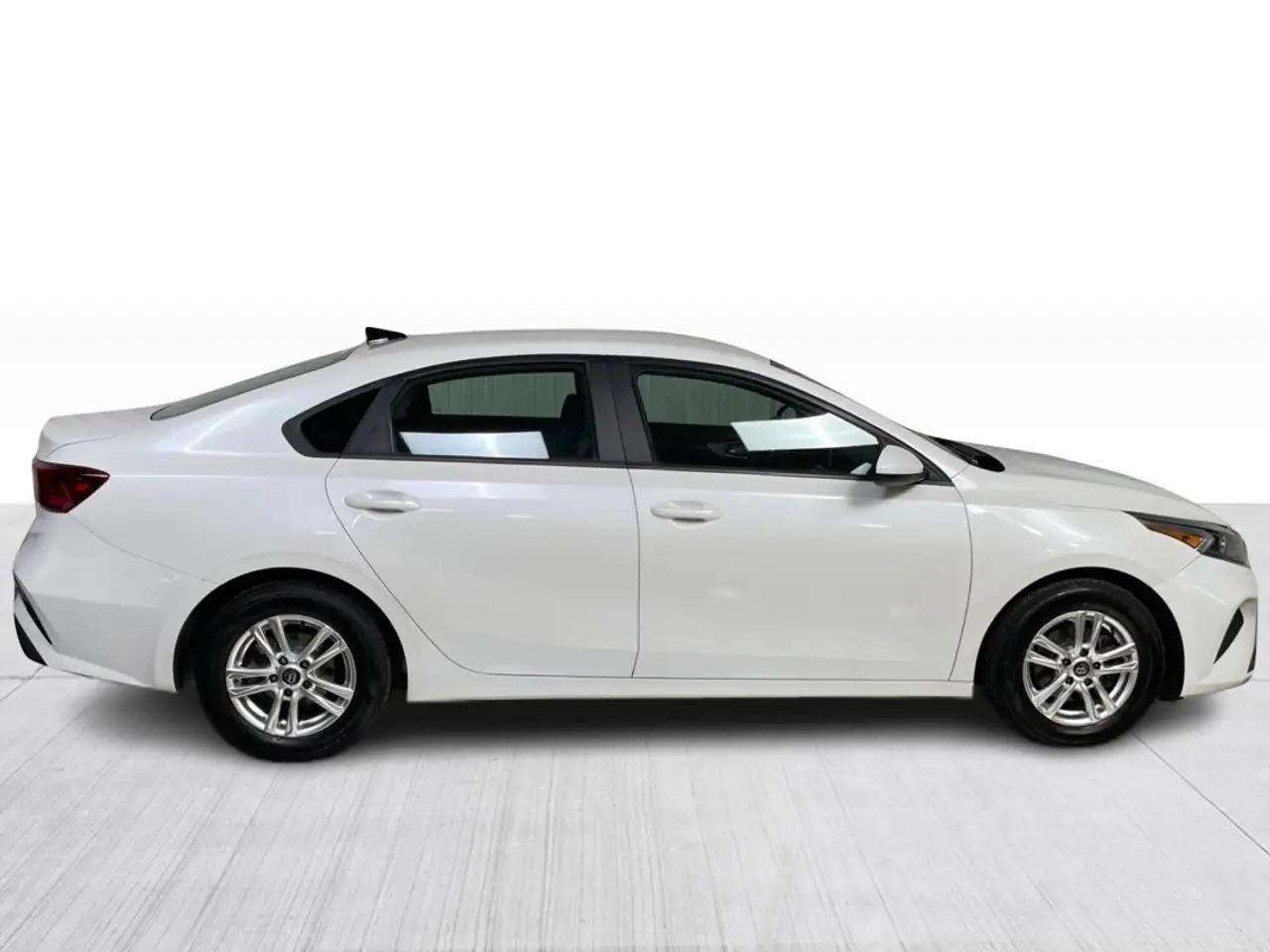 Kia Forte снимка Kia Forte