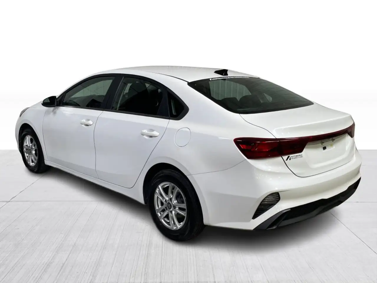 Kia Forte снимка Kia Forte
