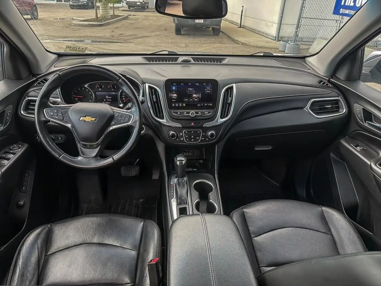 Chevrolet Equinox снимка Chevrolet Equinox