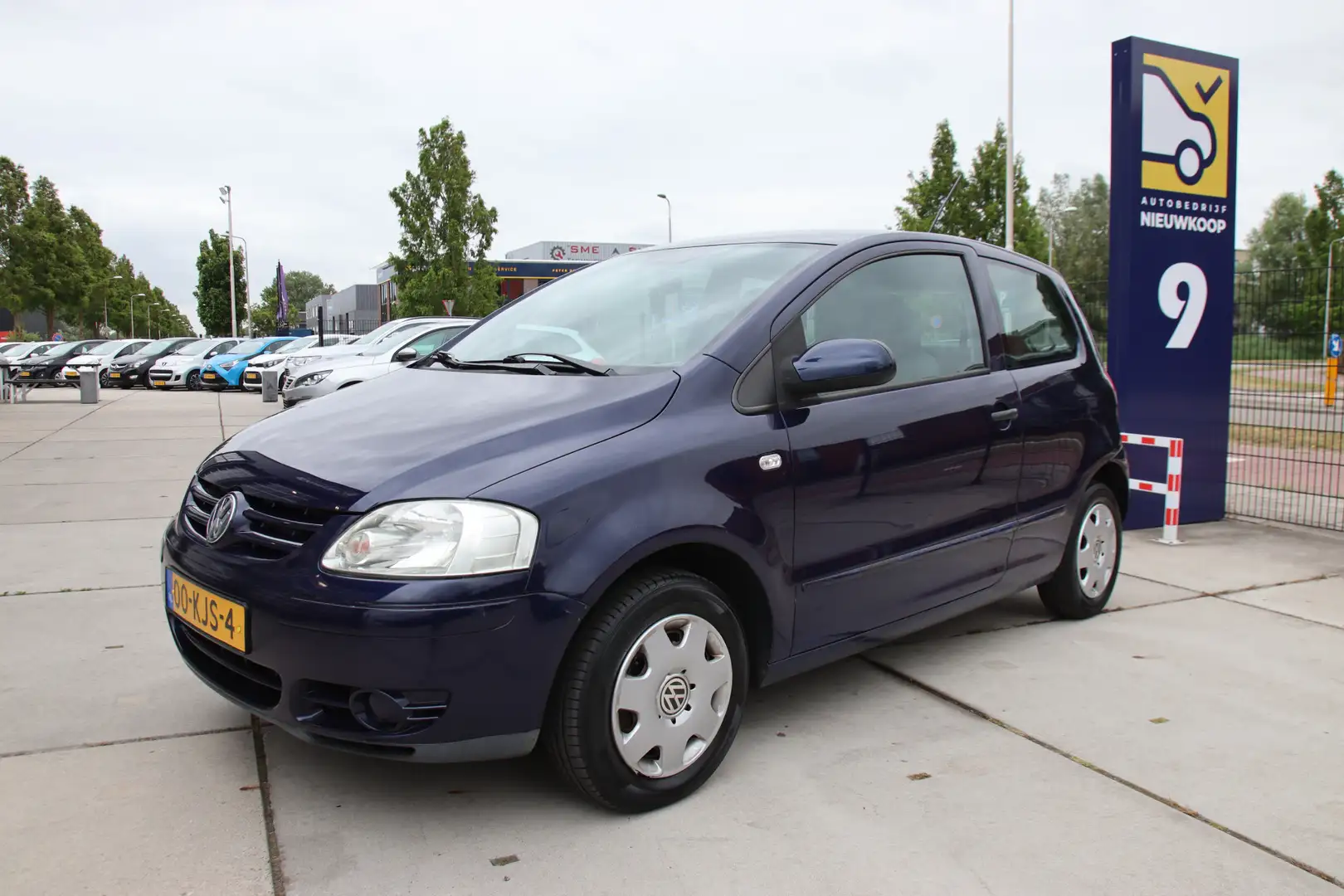 Volkswagen Fox 1.2 Trendline NL auto, Niuewe APK, vol onderhouden Blauw - 1