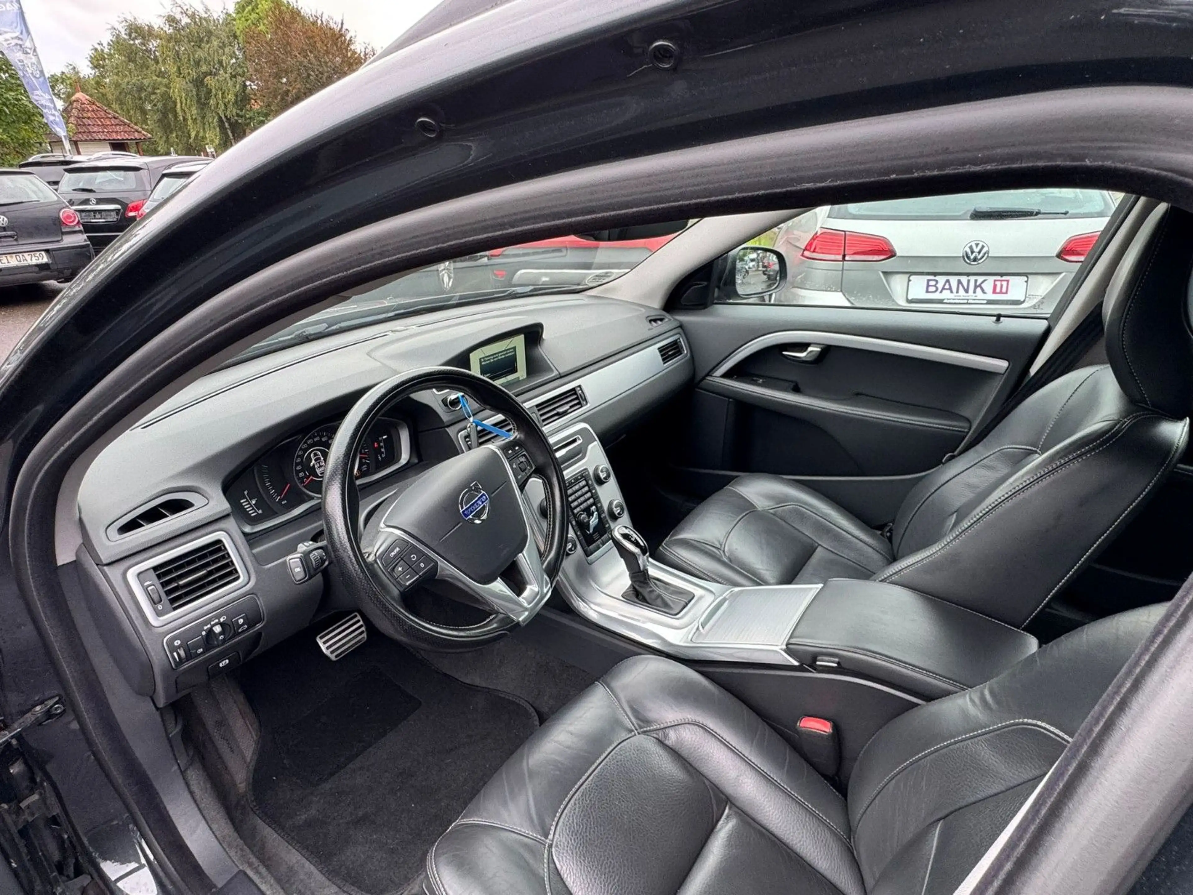 Volvo V70 Kombi Linje Svart AUTOMATIK/AHK/KLIMA/LEDER — photo 10
