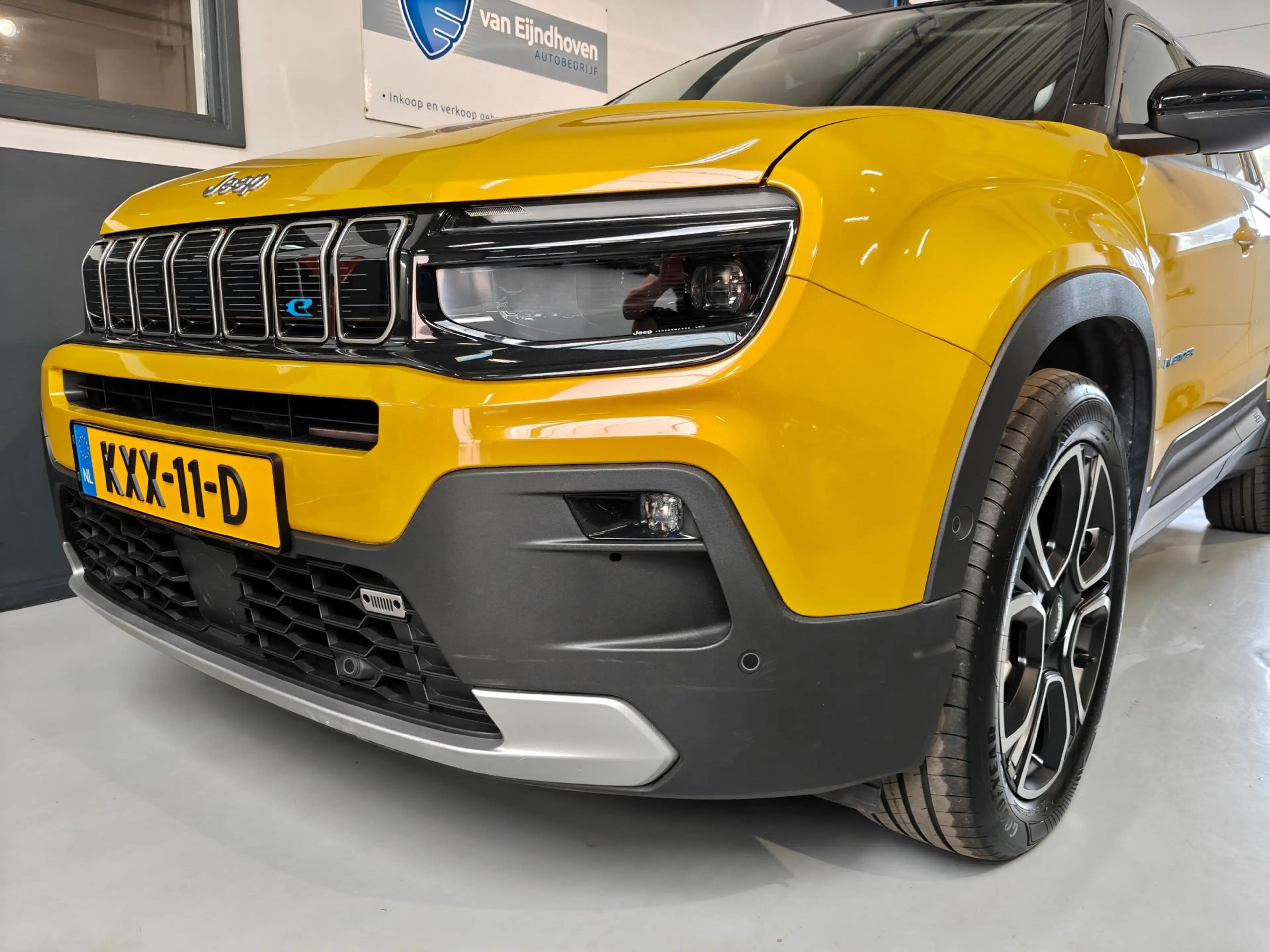 Jeep Avenger Summit 54 kWh — photo 3