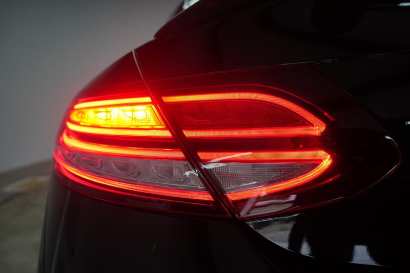 Mercedes-Benz C 300 d 9G-Tronic AMG Line Plus Night Temp/Kamer — photo 9