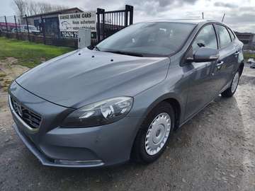 V40 1.6 D2 Kinetic