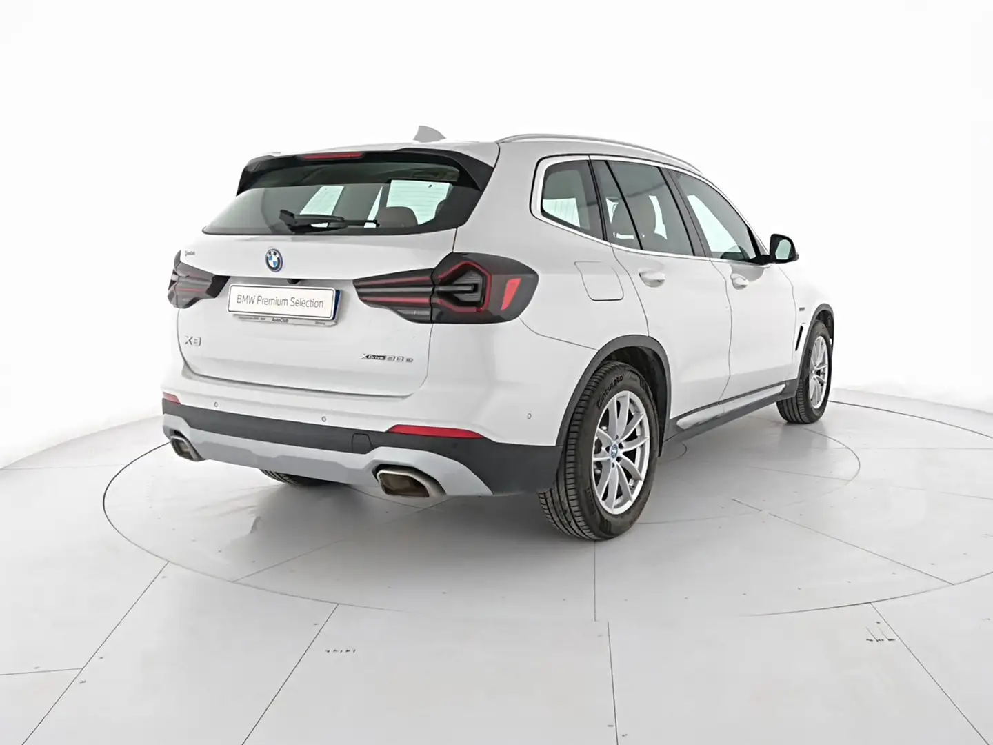 BMW X3 xDrive30e Weiß - 2