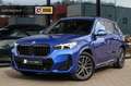 BMW X1 SDrive20i M-Sport - 360 CAMERA - HEAD UP - SFEERVE Blauw - thumbnail 1