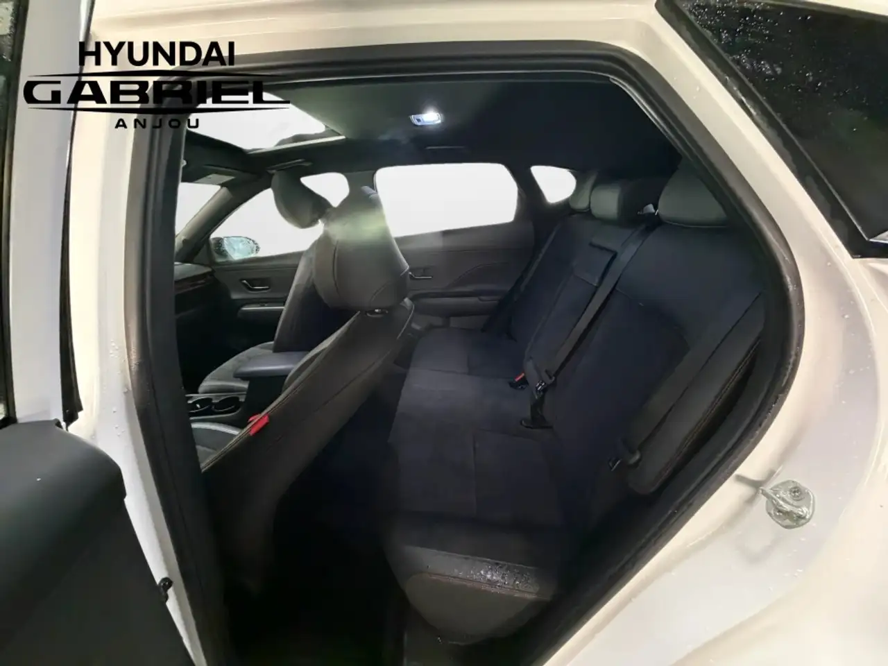 Hyundai KONA снимка Hyundai KONA