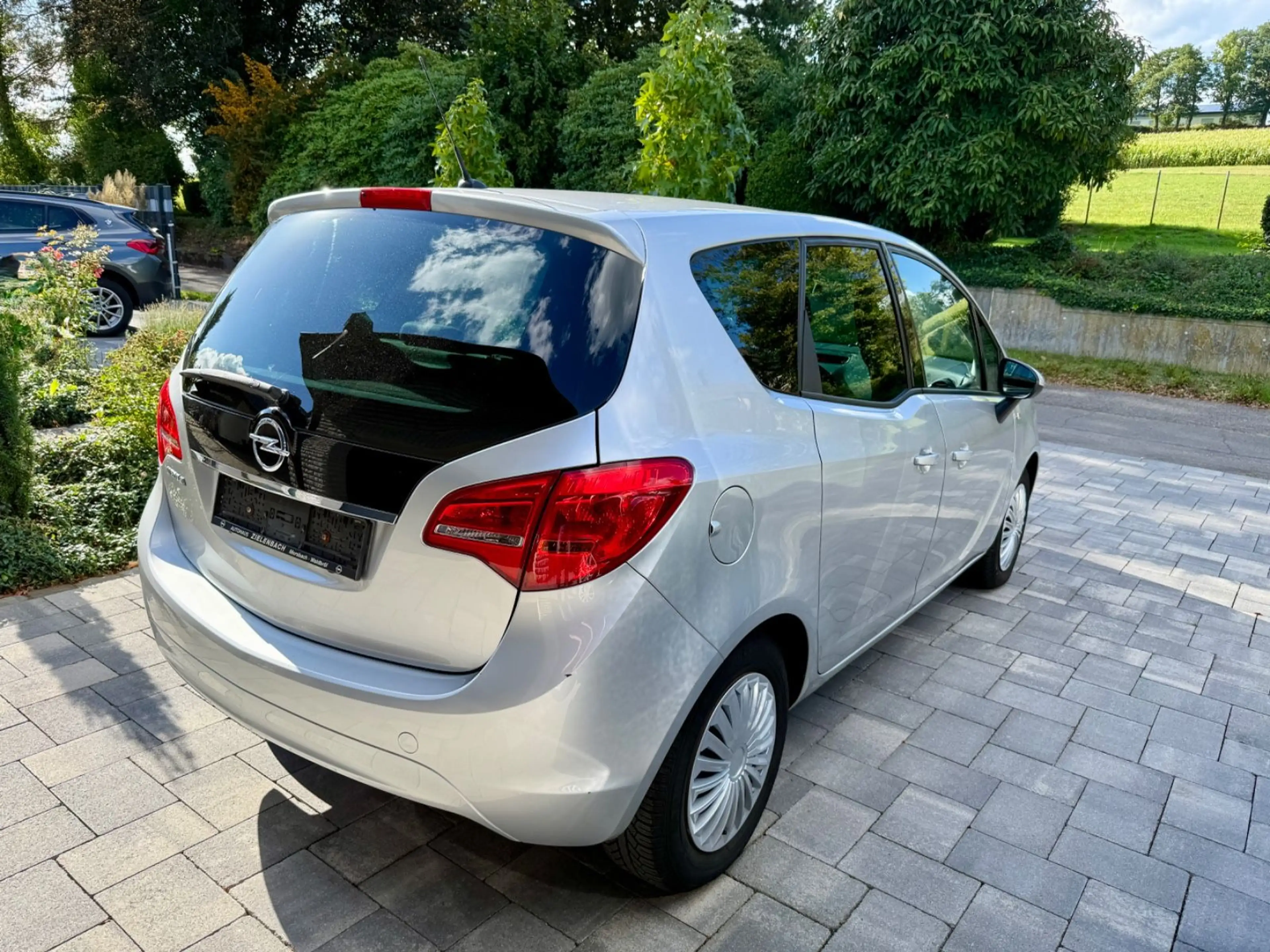Opel Meriva B Design Edition erst.47.000 Km Sitzh. — photo 7
