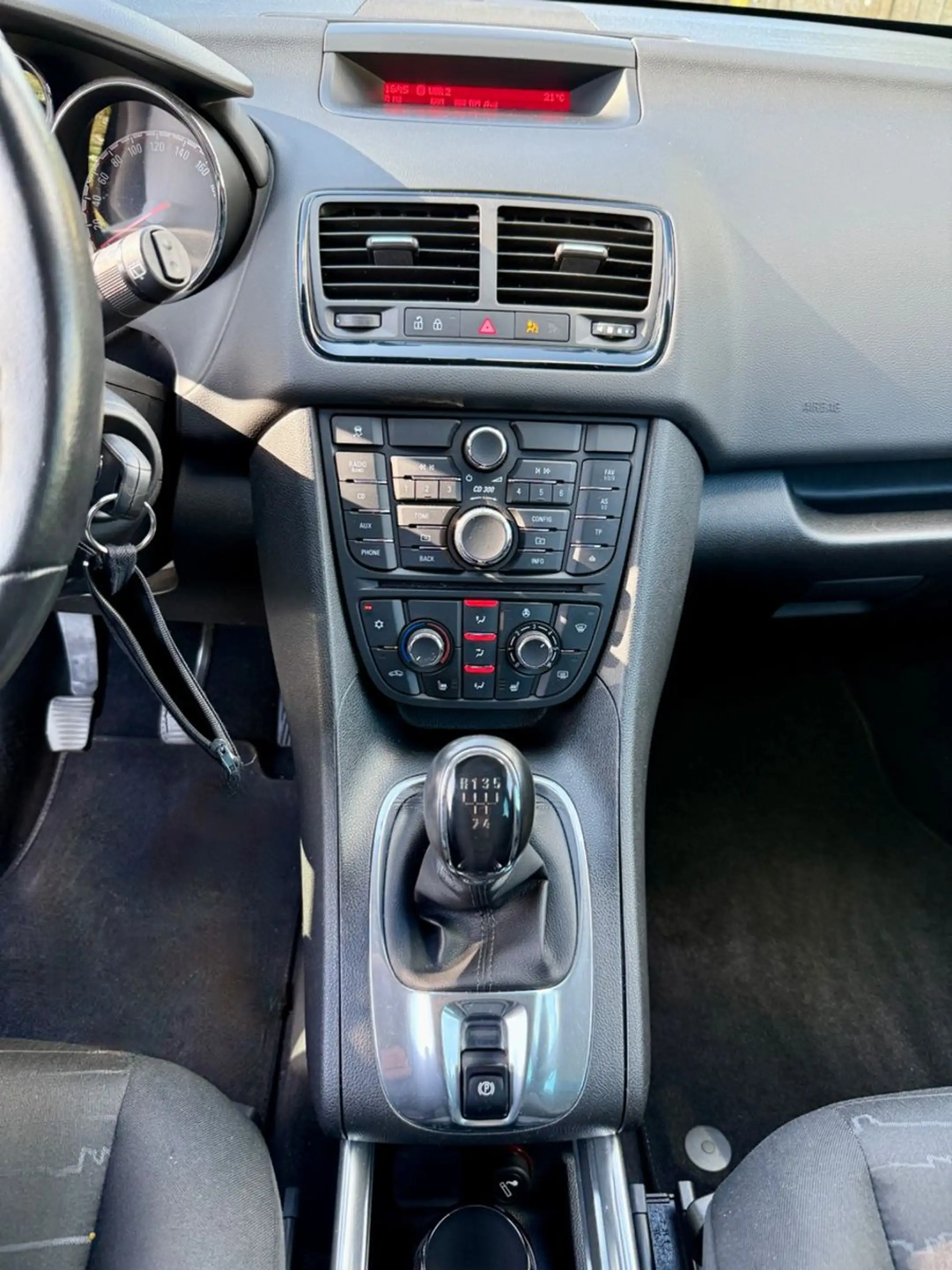 Opel Meriva B Design Edition erst.47.000 Km Sitzh. — photo 10