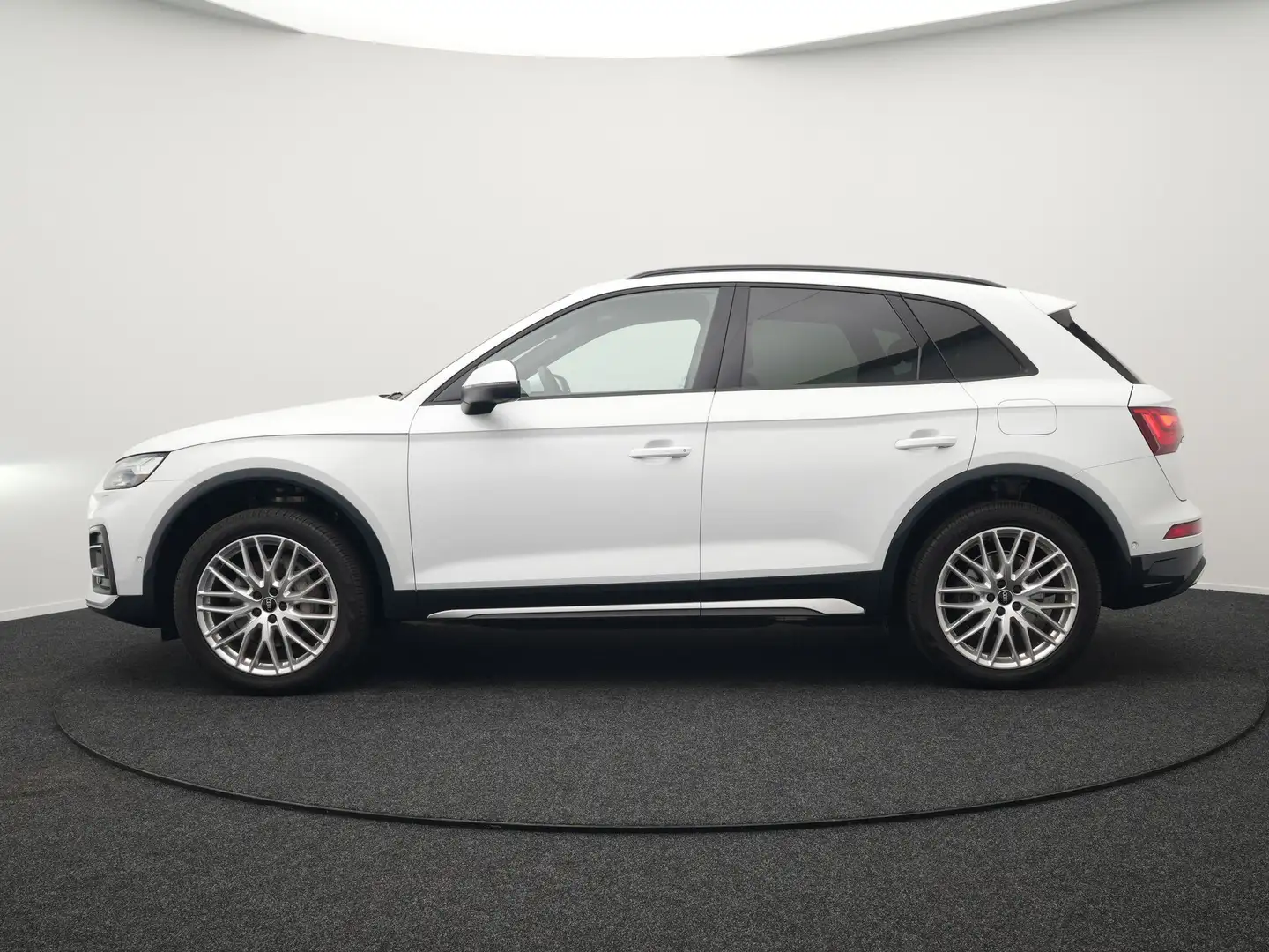 Audi Q5 50 TFSI e Pro Line Quattro Plug In Hybrid 299pk De Wit - 2