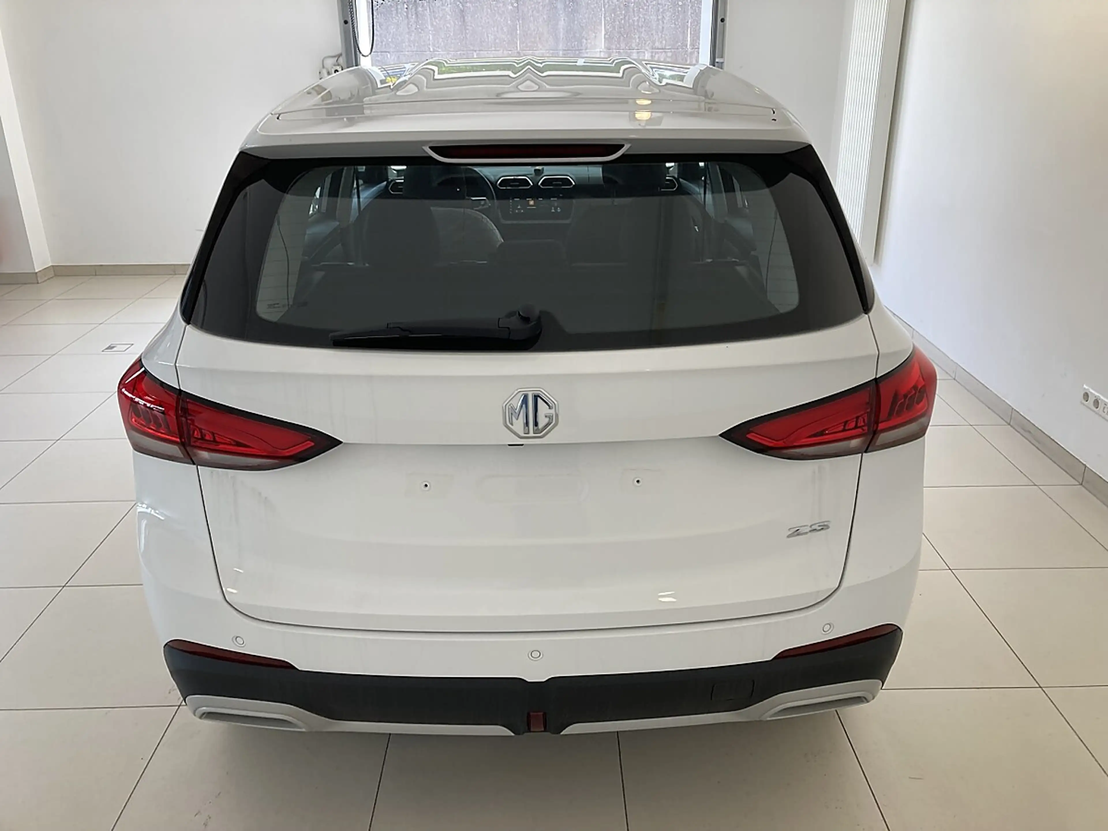MG ZS + 1.5 Select — photo 6