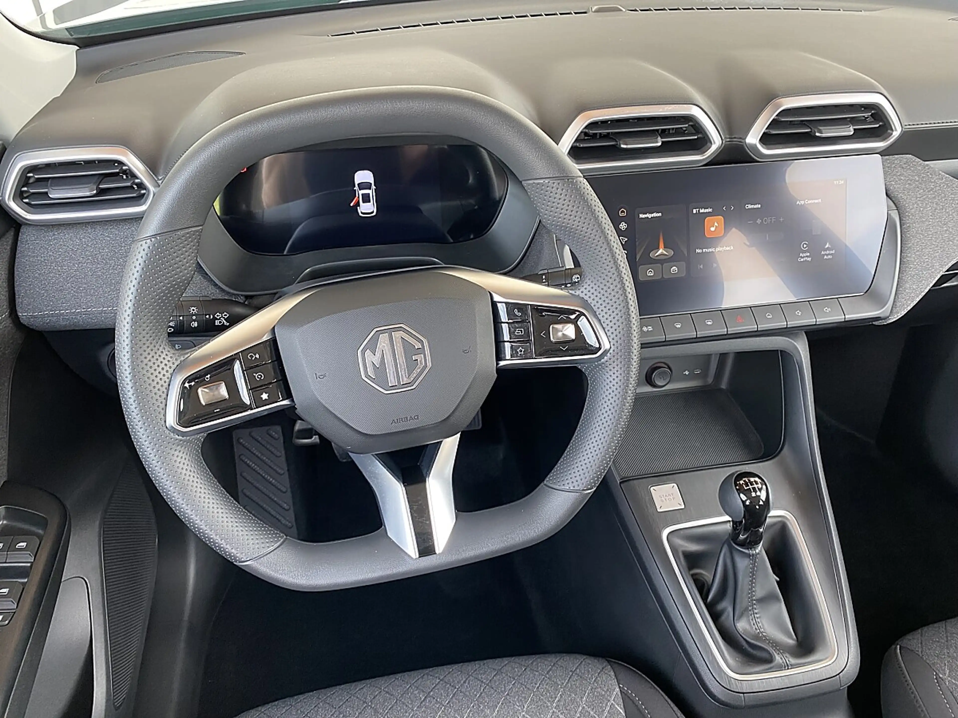 MG ZS + 1.5 Select — photo 17